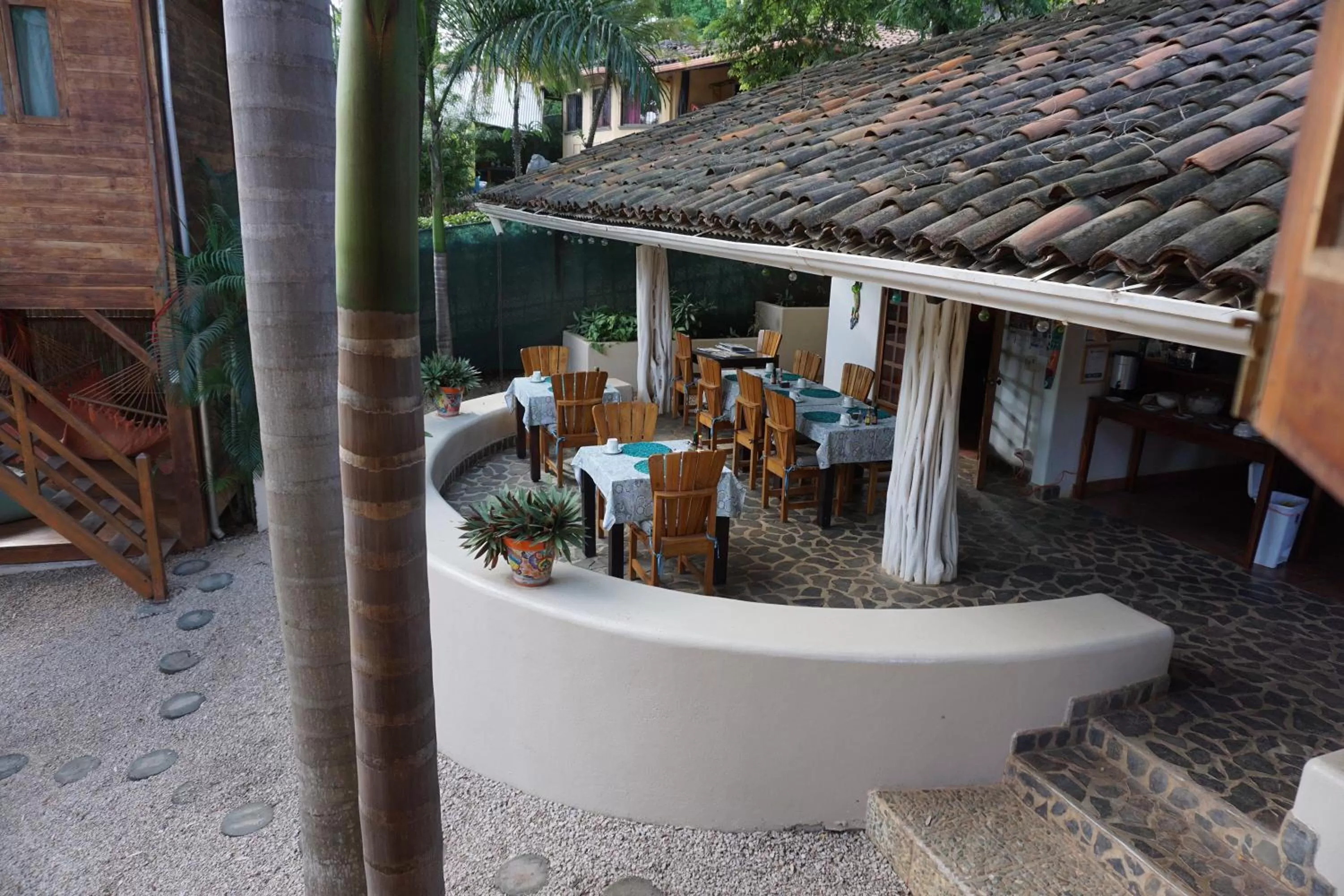 Restaurant/places to eat, Lounge/Bar in The Beach Bungalows - Yoga and Surf Hotel - Adults Only