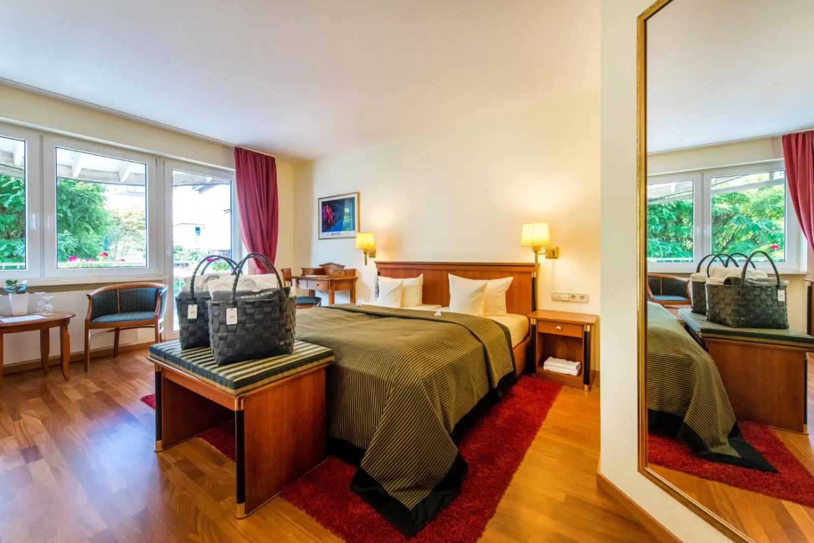 Photo of the whole room, Bed in Moselromantik Hotel Kessler Meyer