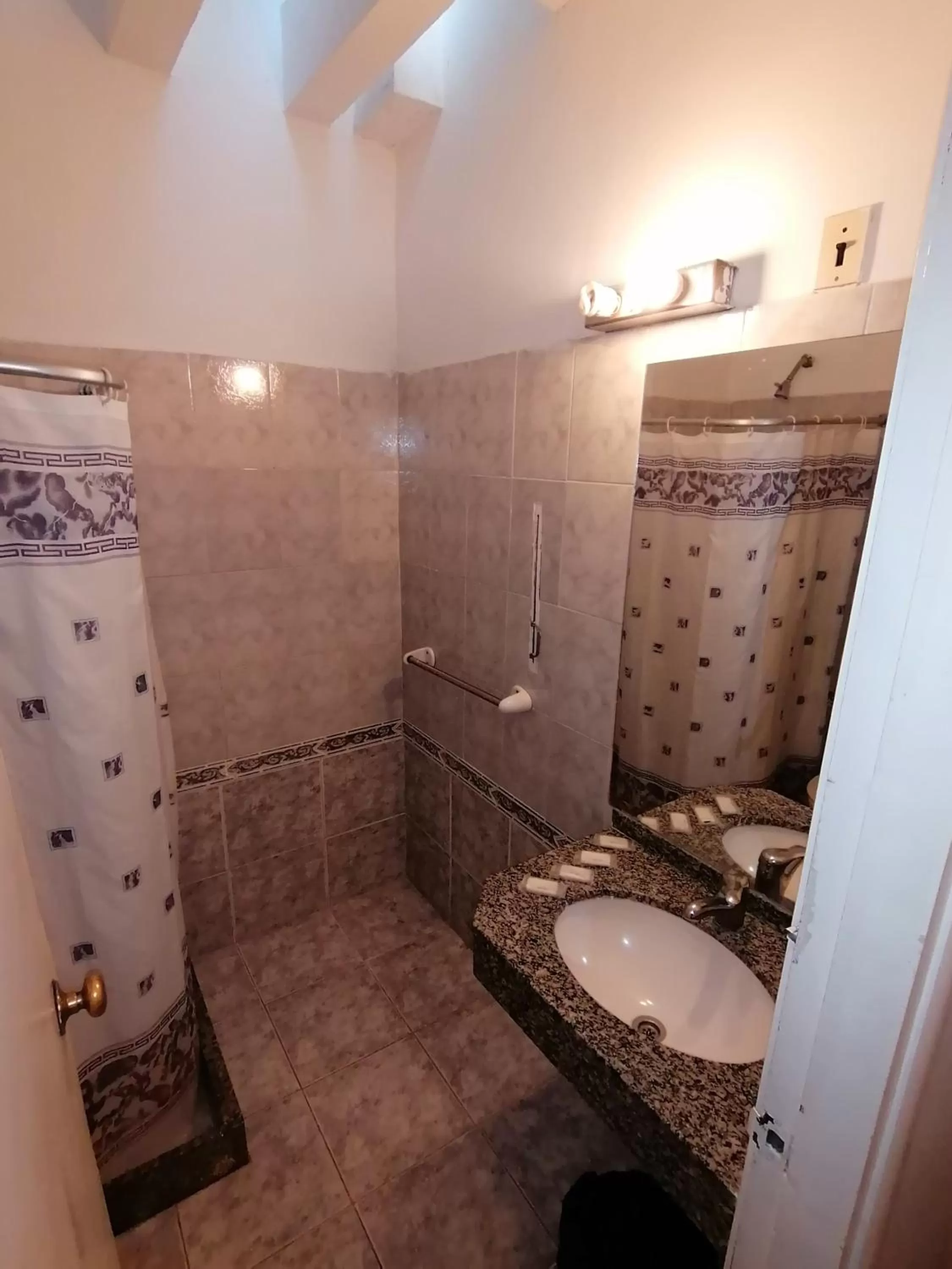 Bathroom in Hotel Richmond