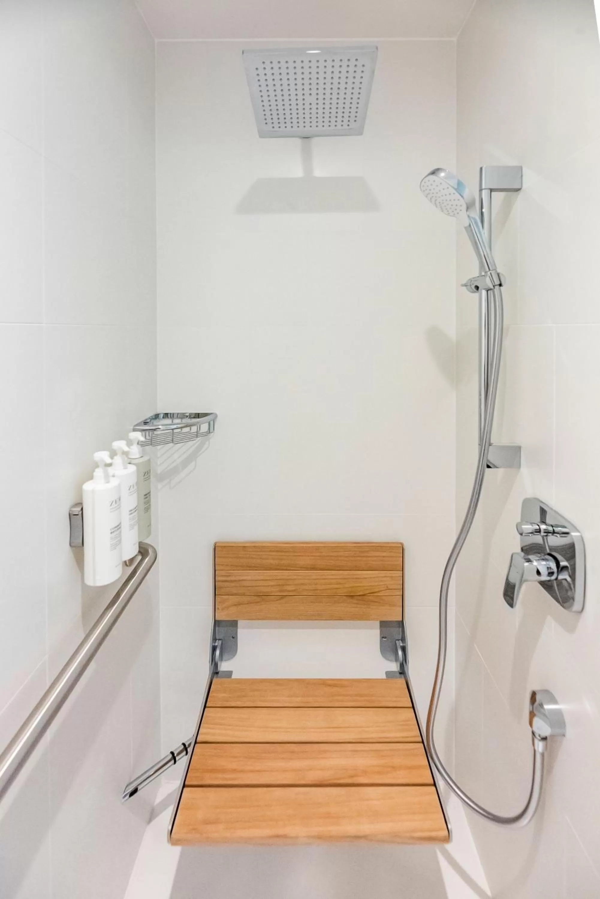 Bathroom in Embassy Suites By Hilton Aruba Beach Resort