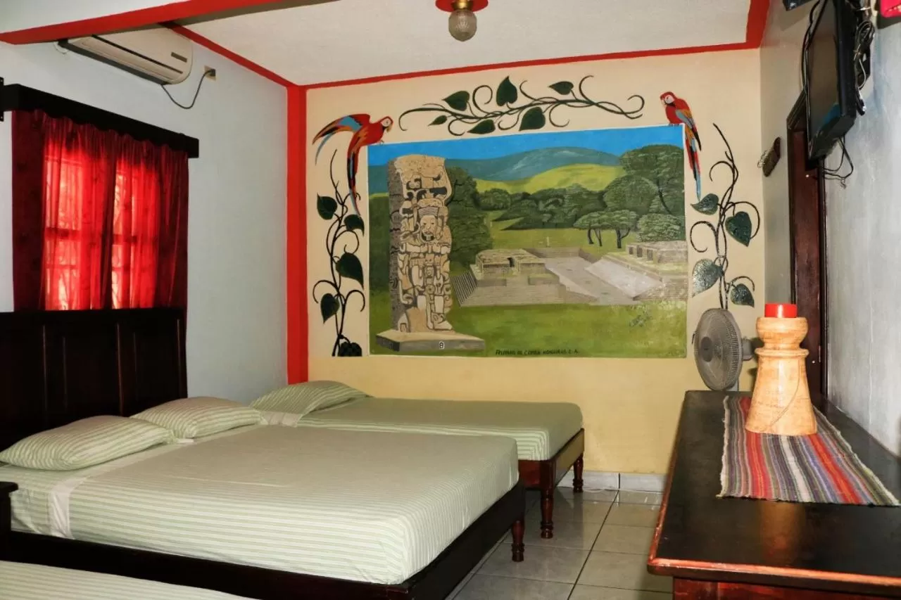 Bed in Hotel & Hostal Yaxkin Copan