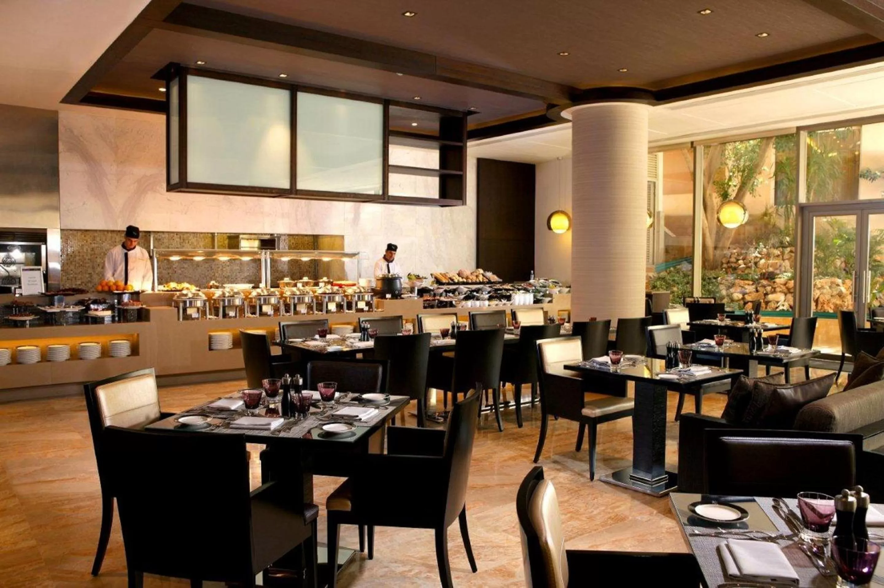 Restaurant/places to eat in Gefinor Rotana – Beirut