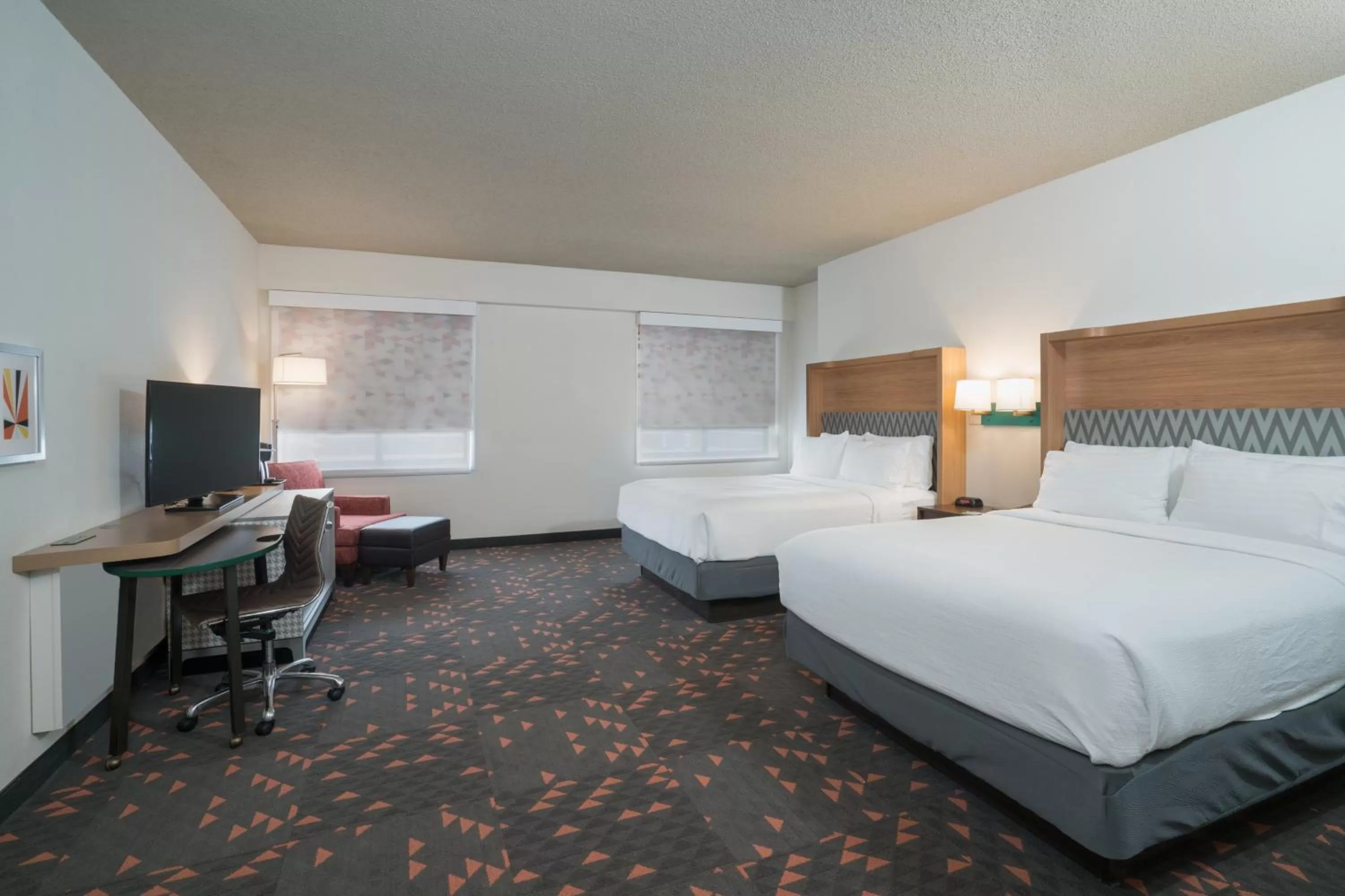 Photo of the whole room, Bed in Holiday Inn Atlanta/Roswell by IHG