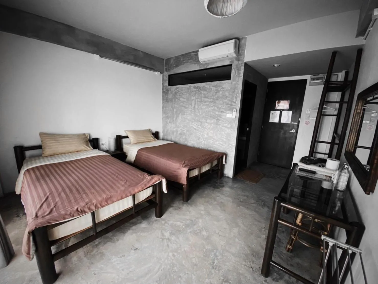 Bed in Lamphu House Chiang Mai