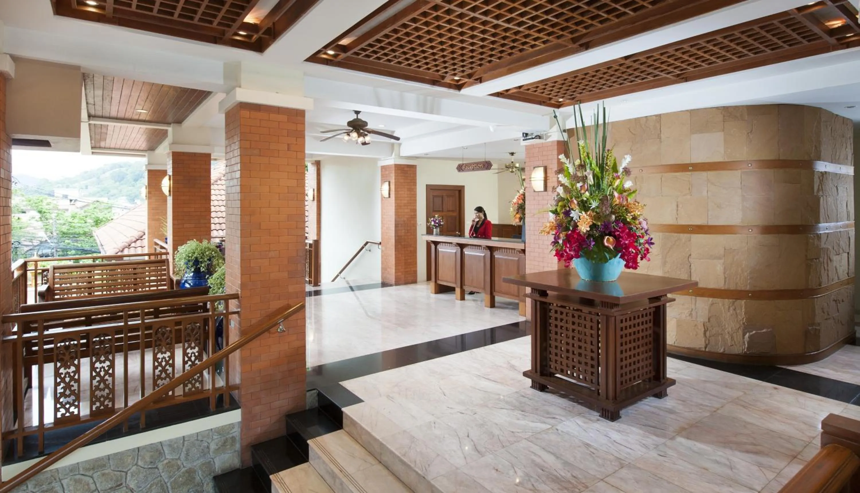 Lobby or reception in Sun Hill Hotel Patong