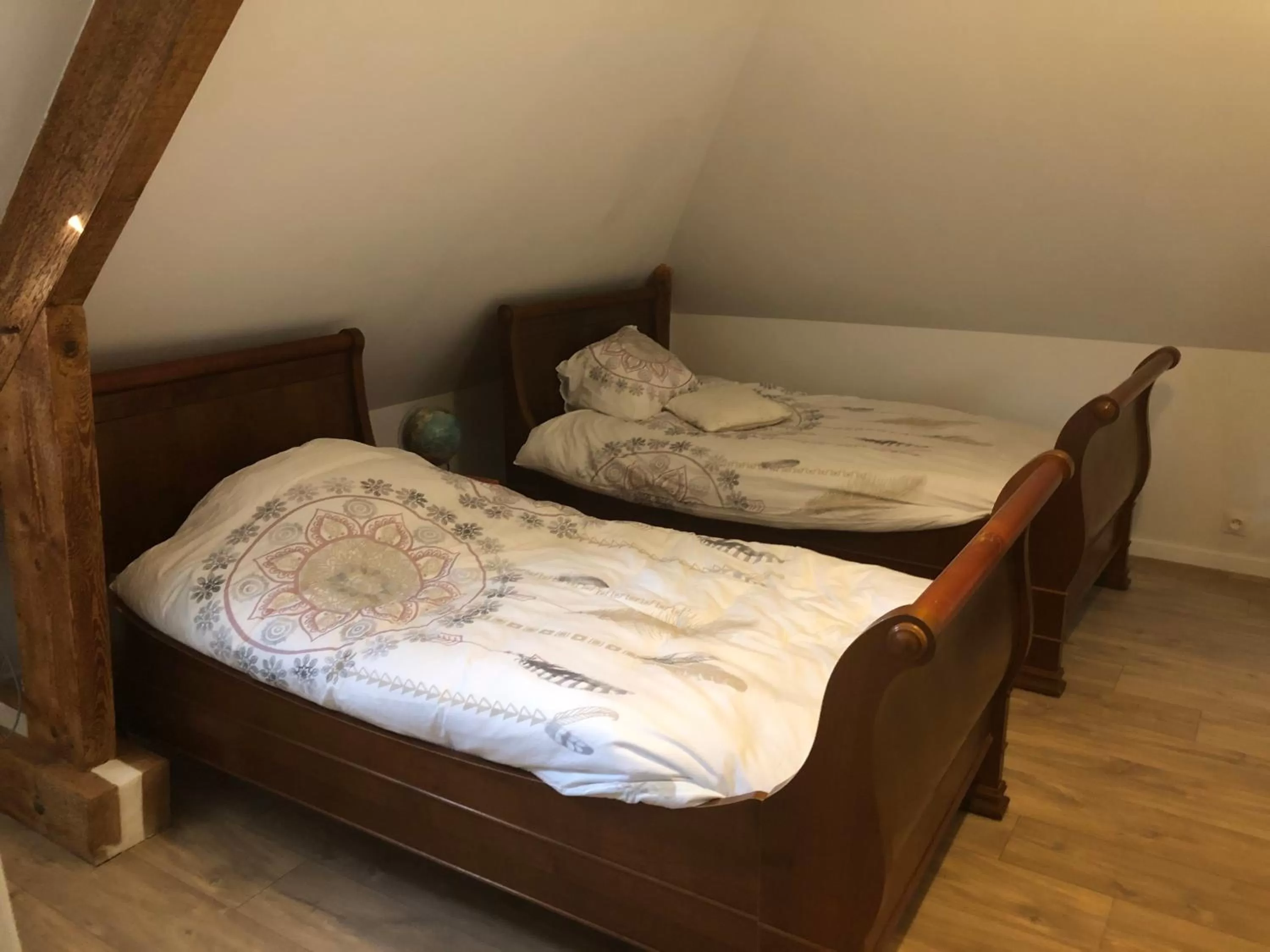 Bed in Chambre ambiance campagne chic