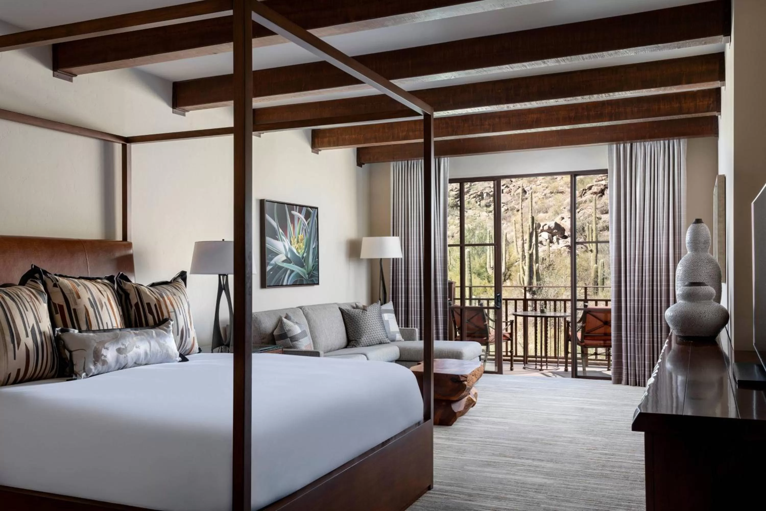 Bedroom, Bed in The Ritz-Carlton, Dove Mountain