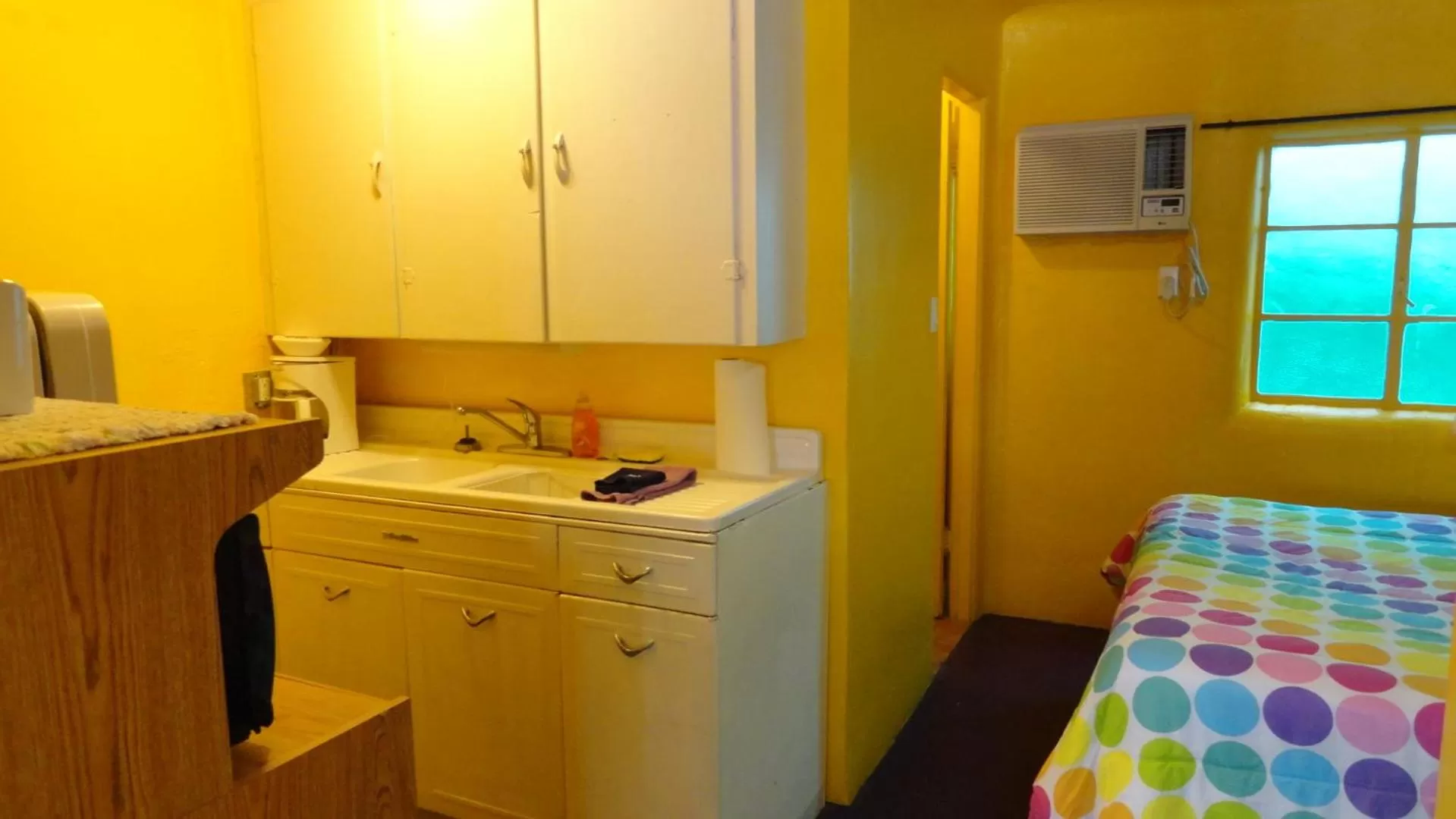 Kitchen/Kitchenette in Pelican Spa