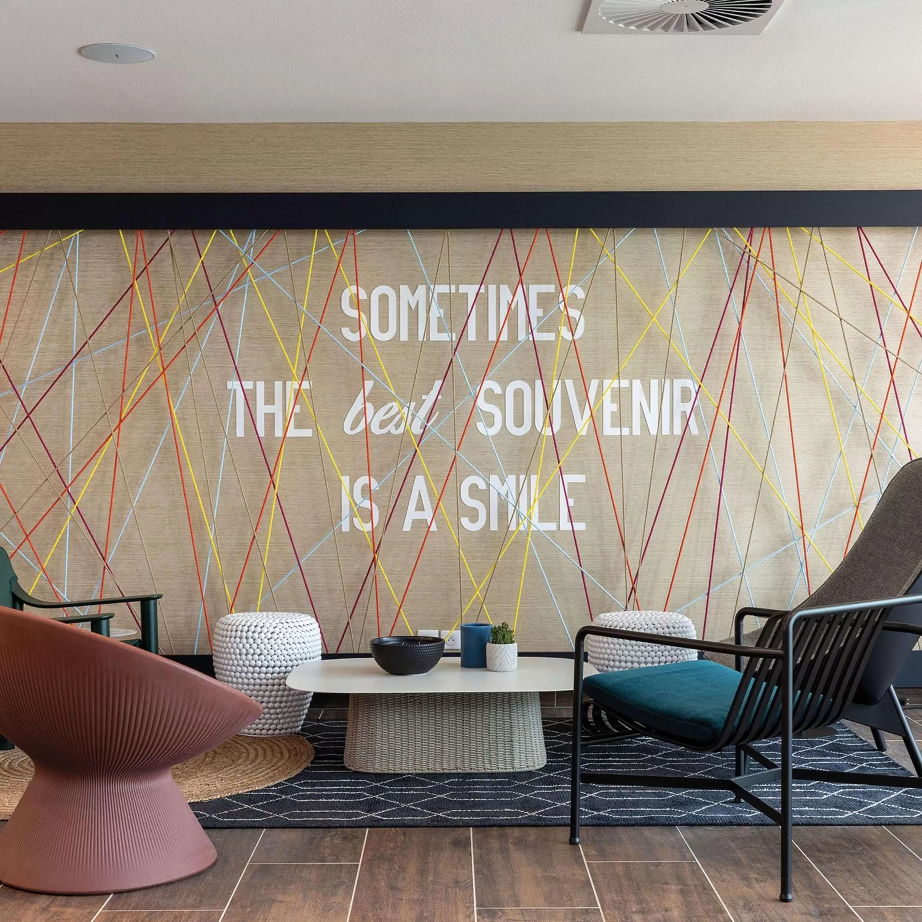 Lobby or reception in Hampton by Hilton Tours Centre, France