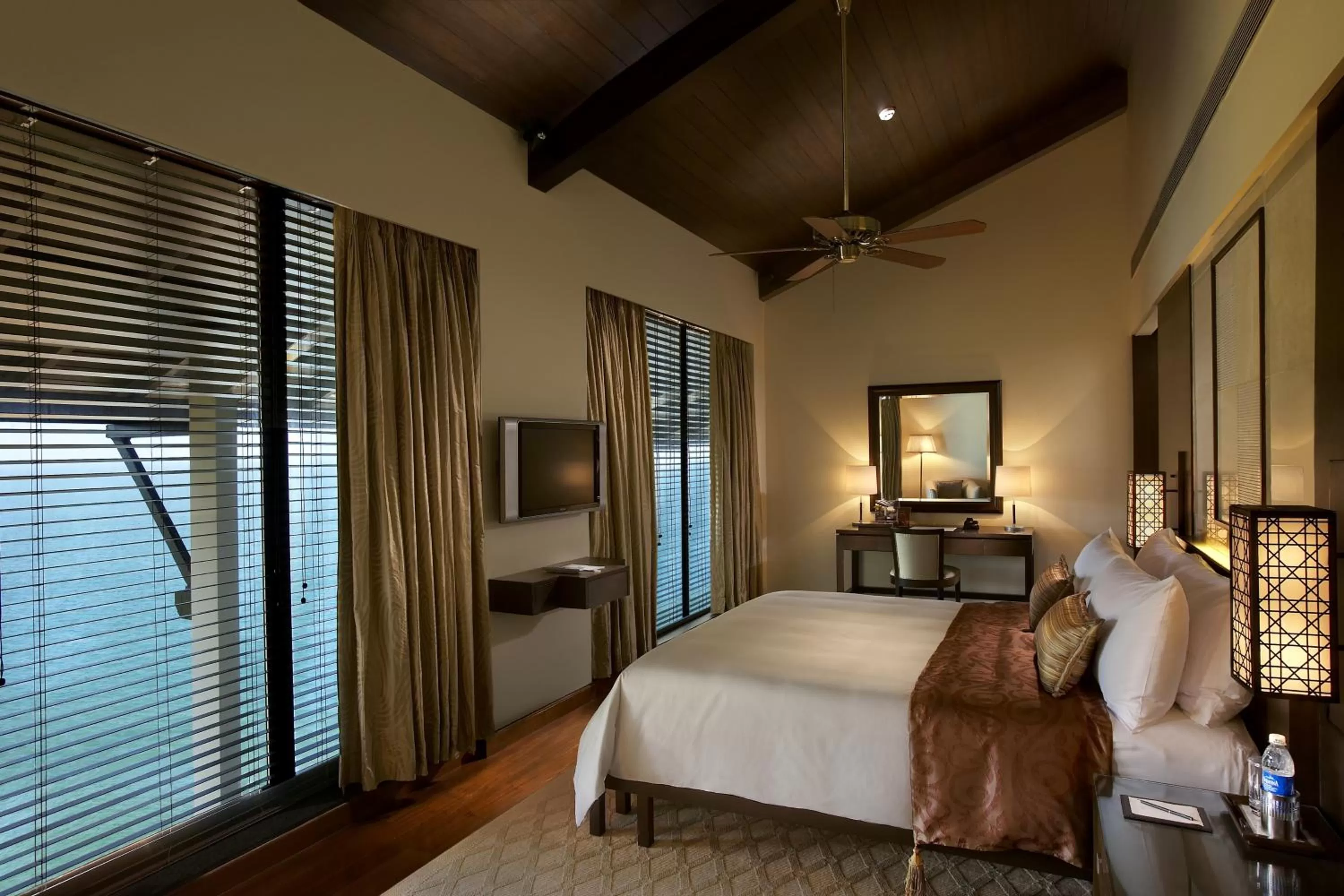 Photo of the whole room, Bed in The Leela Kovalam, A Raviz Hotel