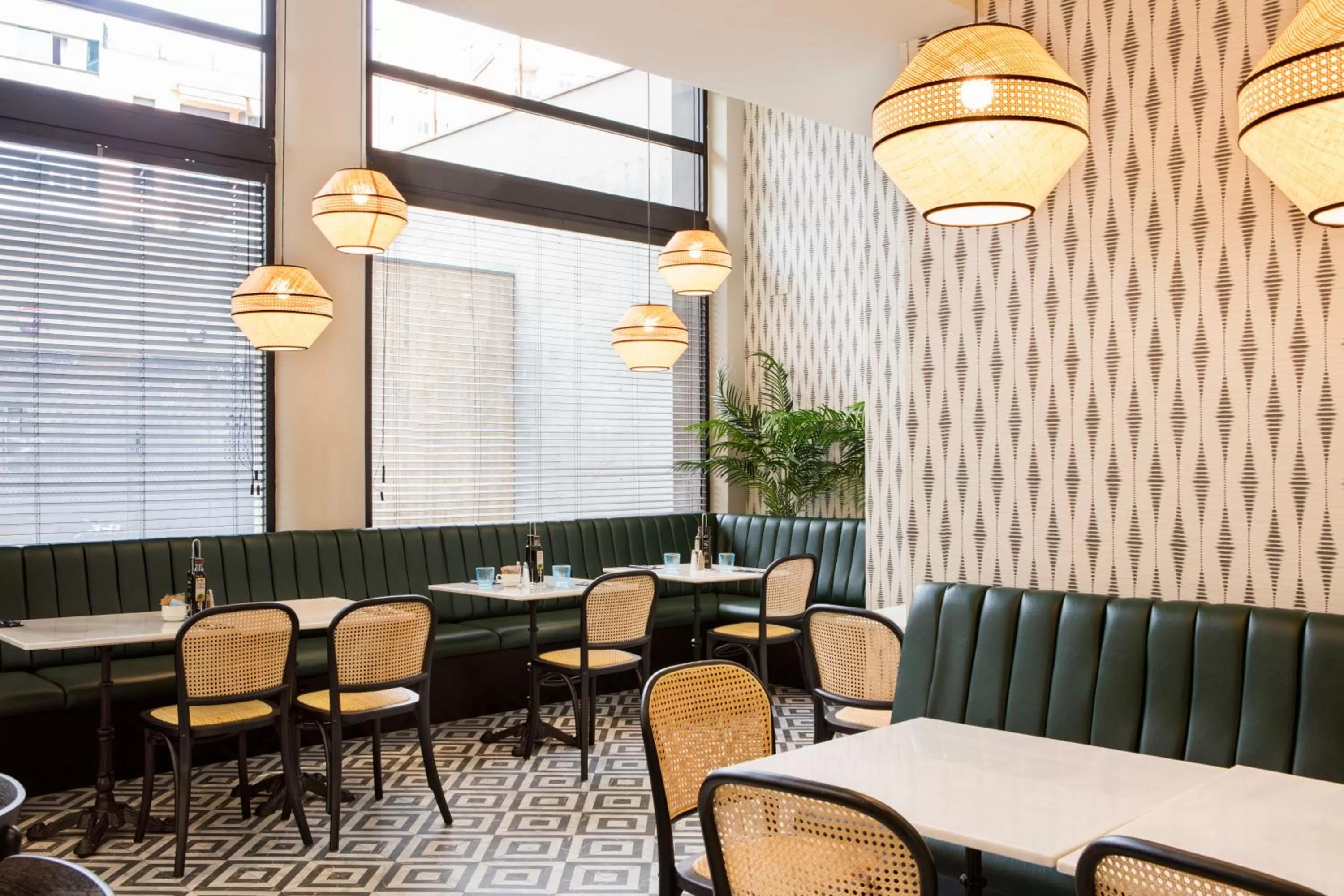 Restaurant/places to eat in Acta CITY47