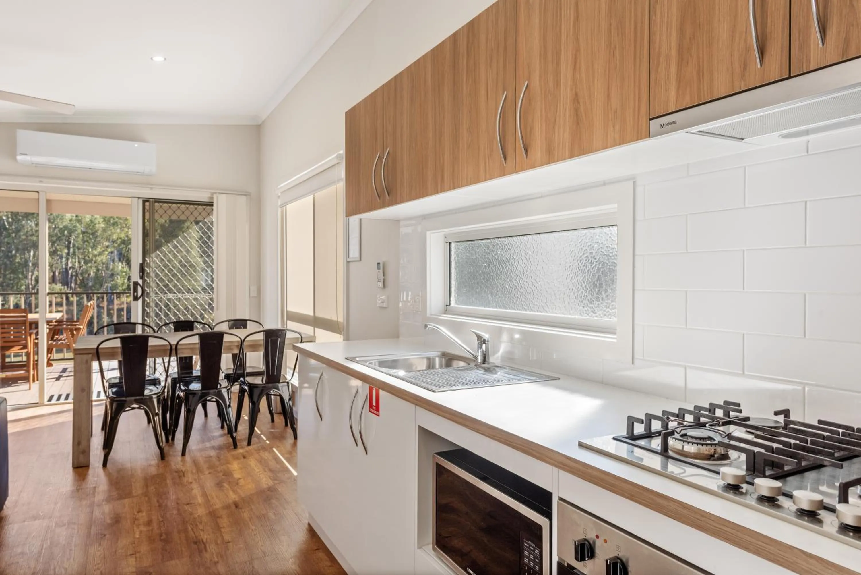 Kitchen or kitchenette in Discovery Parks - Maidens Inn Moama