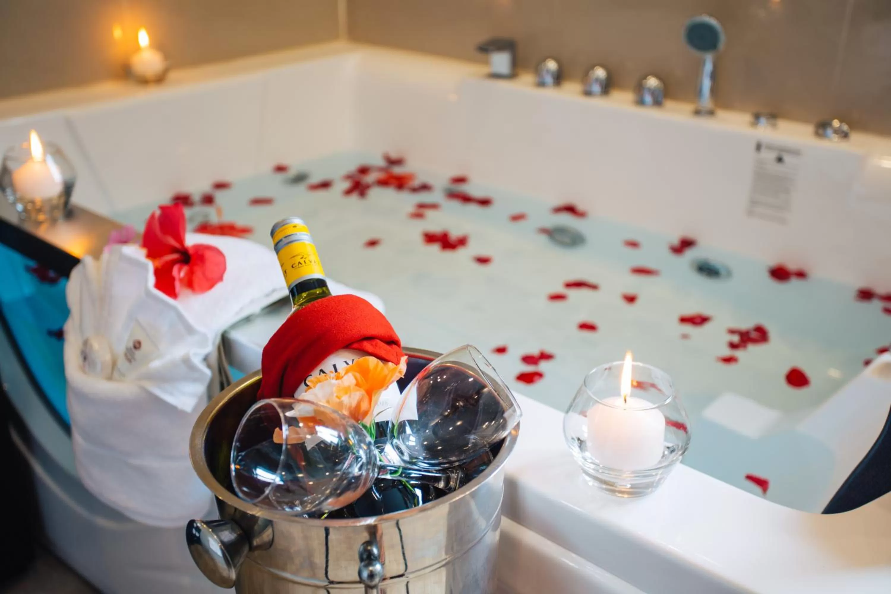 Bathroom in Best Western Plus Belize Biltmore Plaza