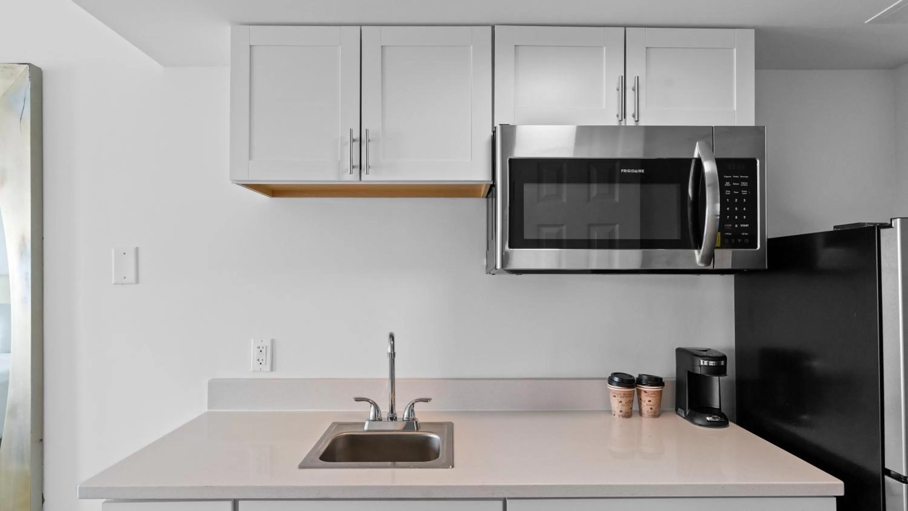 Coffee/tea facilities in Grande Beach Resort