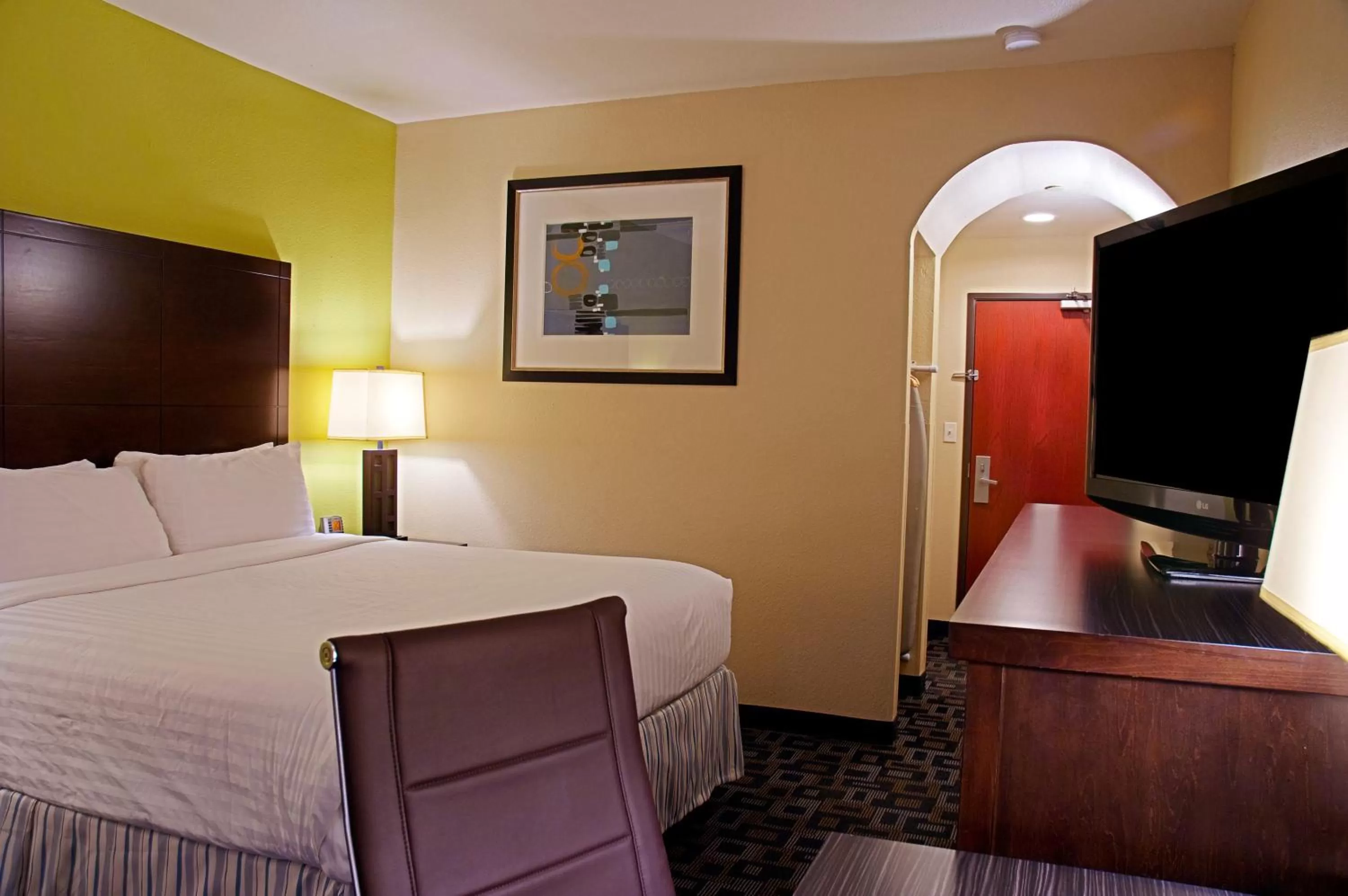 Bed in Super 8 by Wyndham Irving/DFW Apt/North