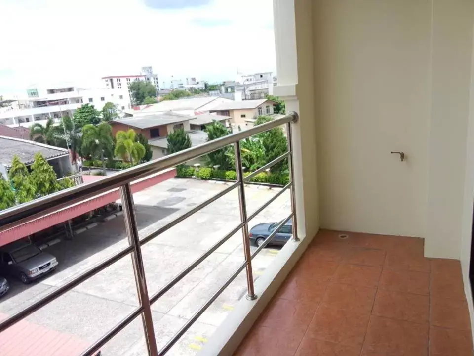 Standard Double Room in Pearl Place Hotel Standard Double Room in Pearl Place Hotel