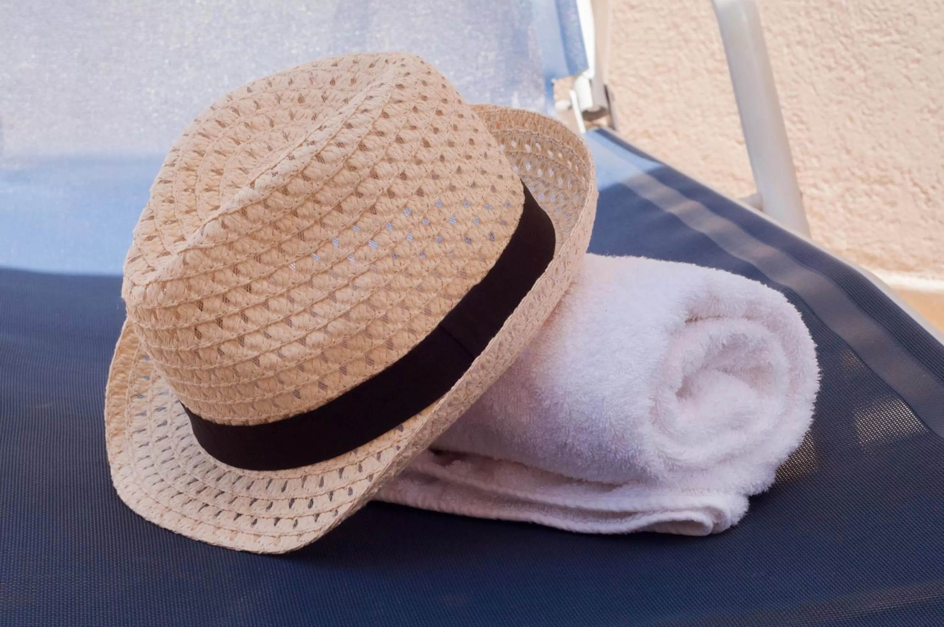 Swimming pool in Alexandra Hotel