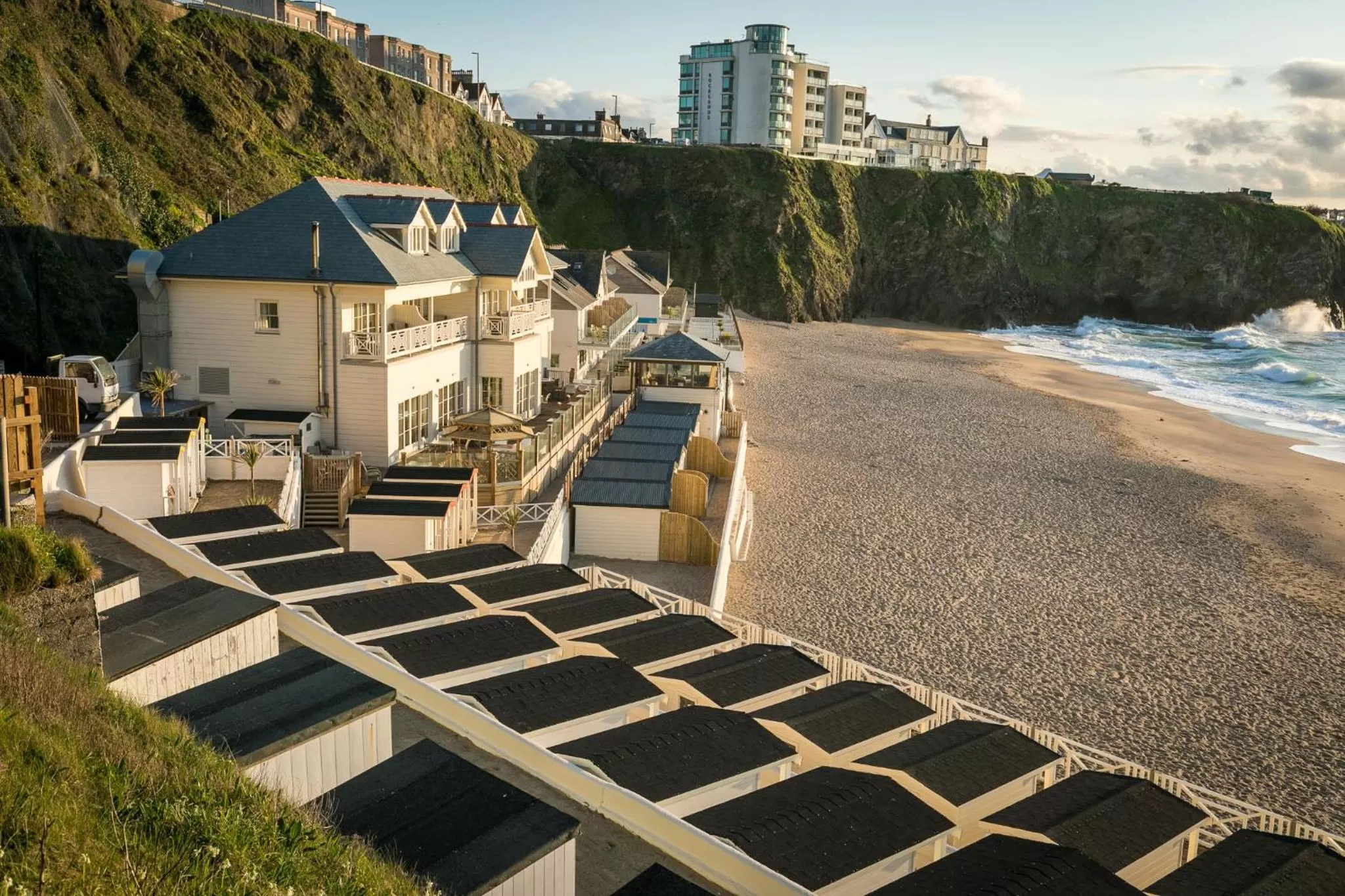 Tolcarne Beach Colonial Restaurant and Rooms