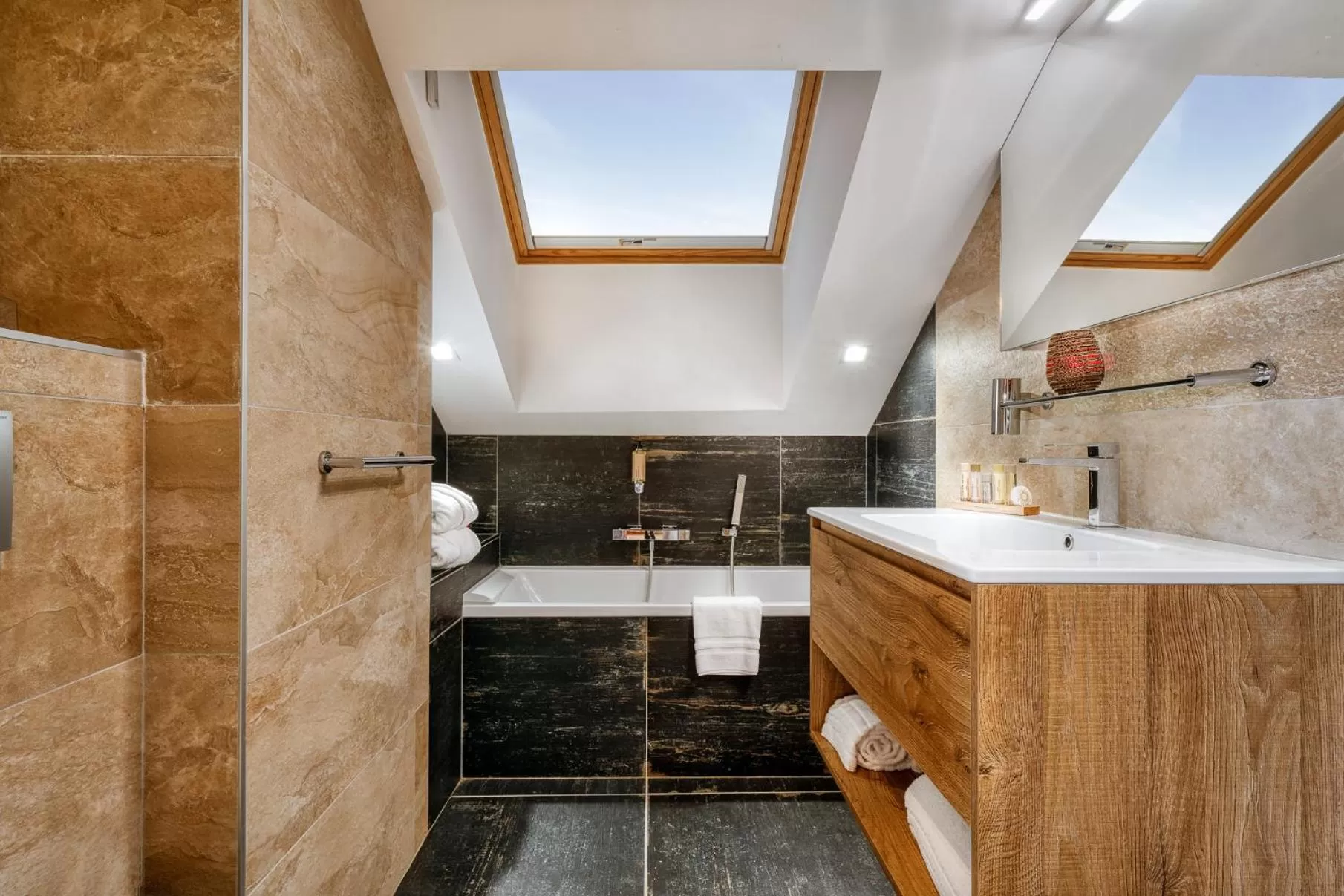 Bath, Bathroom in Hotel Le Tremplin