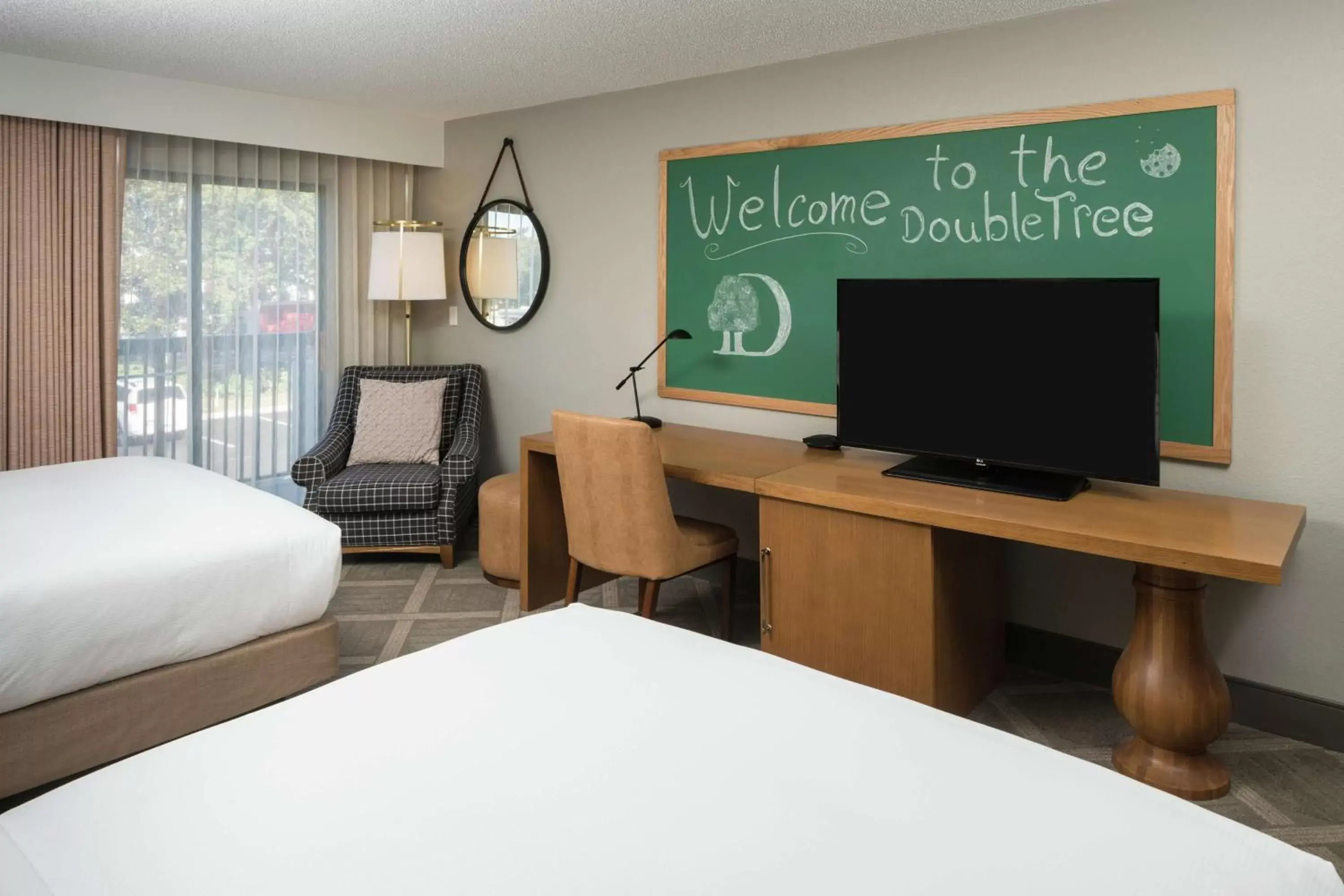 Queen Room with Two Queen Beds in DoubleTree by Hilton Gainesville Queen Room with Two Queen Beds in DoubleTree by Hilton Gainesville