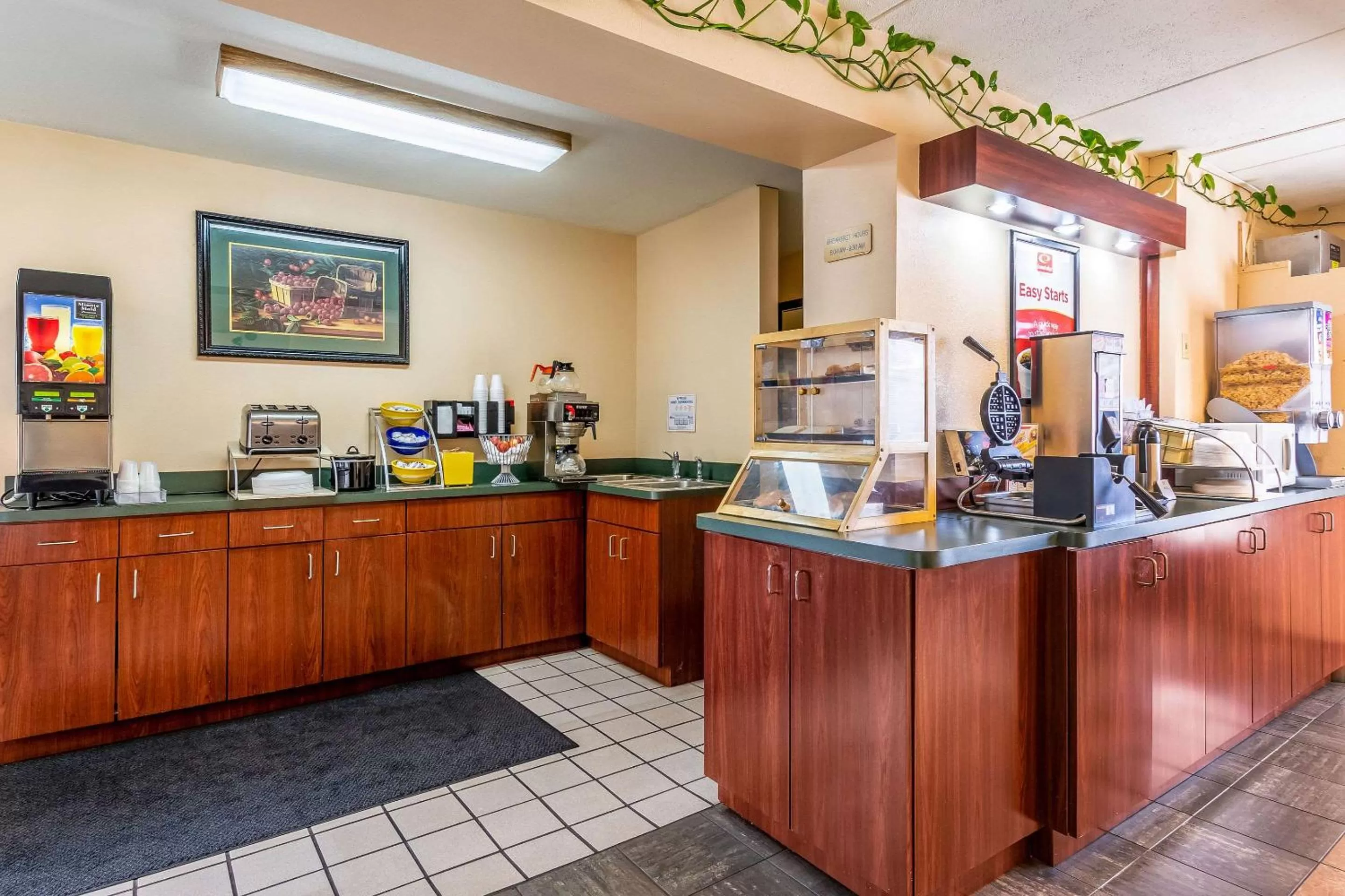 Restaurant/places to eat in Econo Lodge Rocky Top