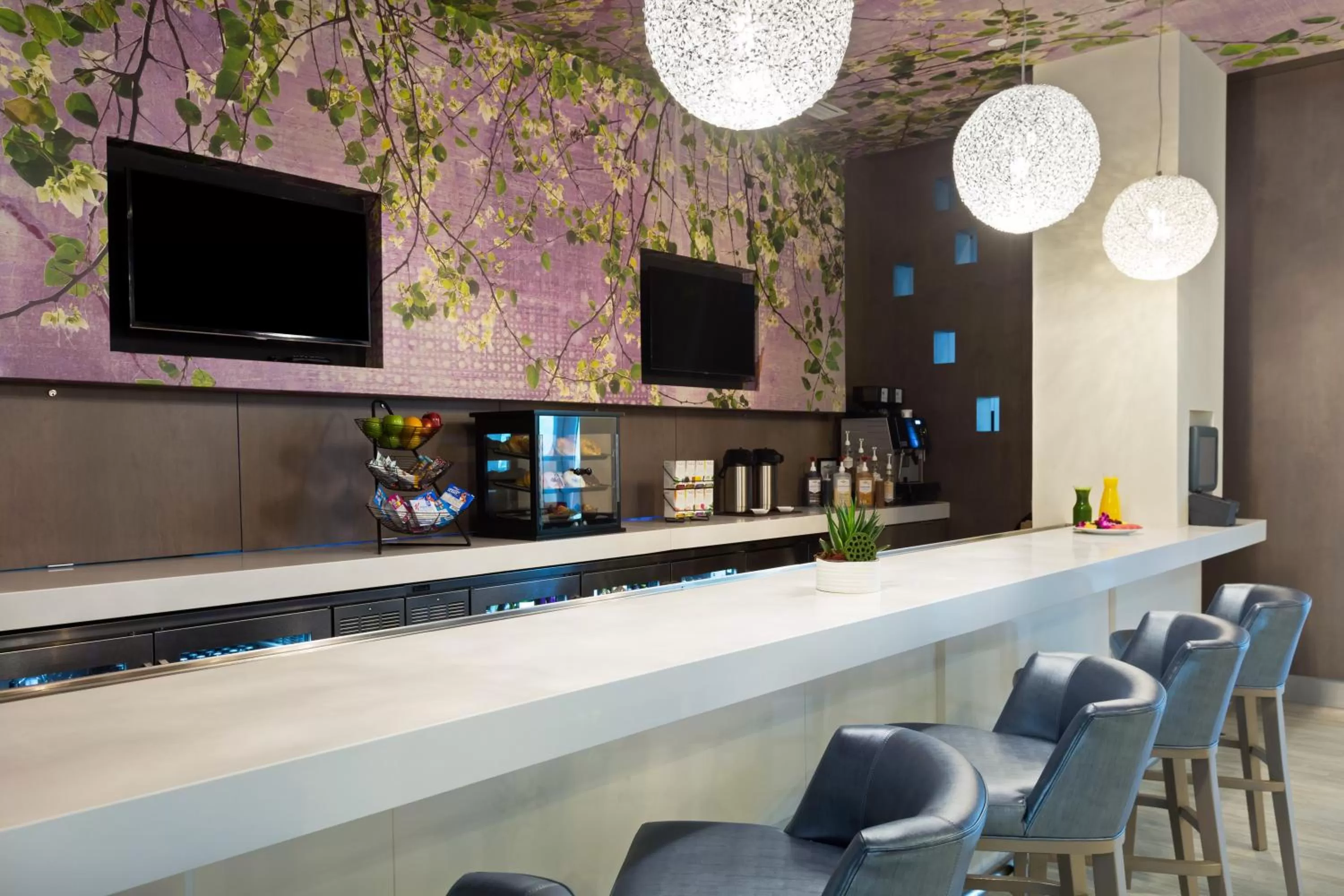 Continental breakfast in Wyndham Grand Jupiter at Harbourside Place