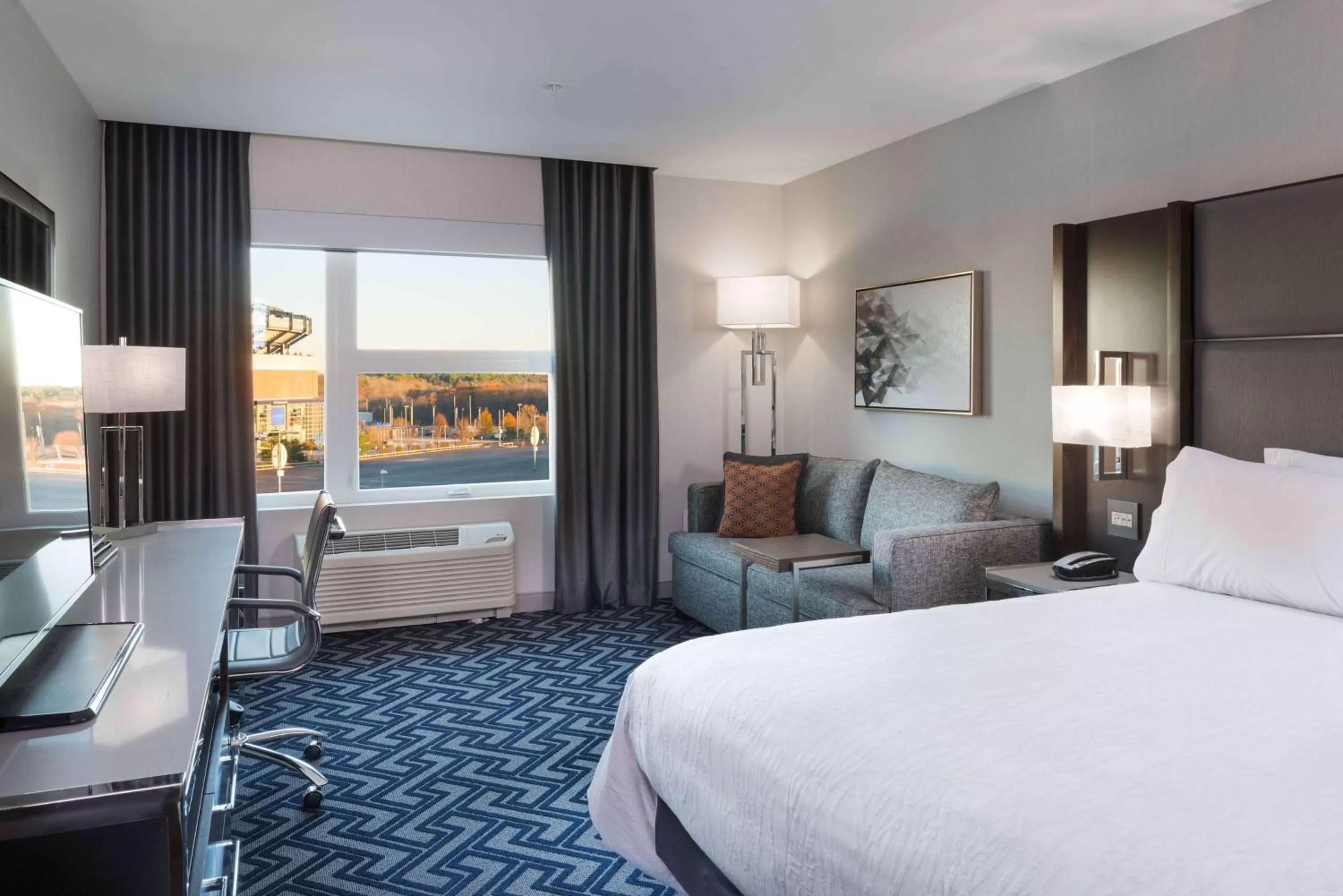 Bed in Hilton Garden Inn Foxborough Patriot Place