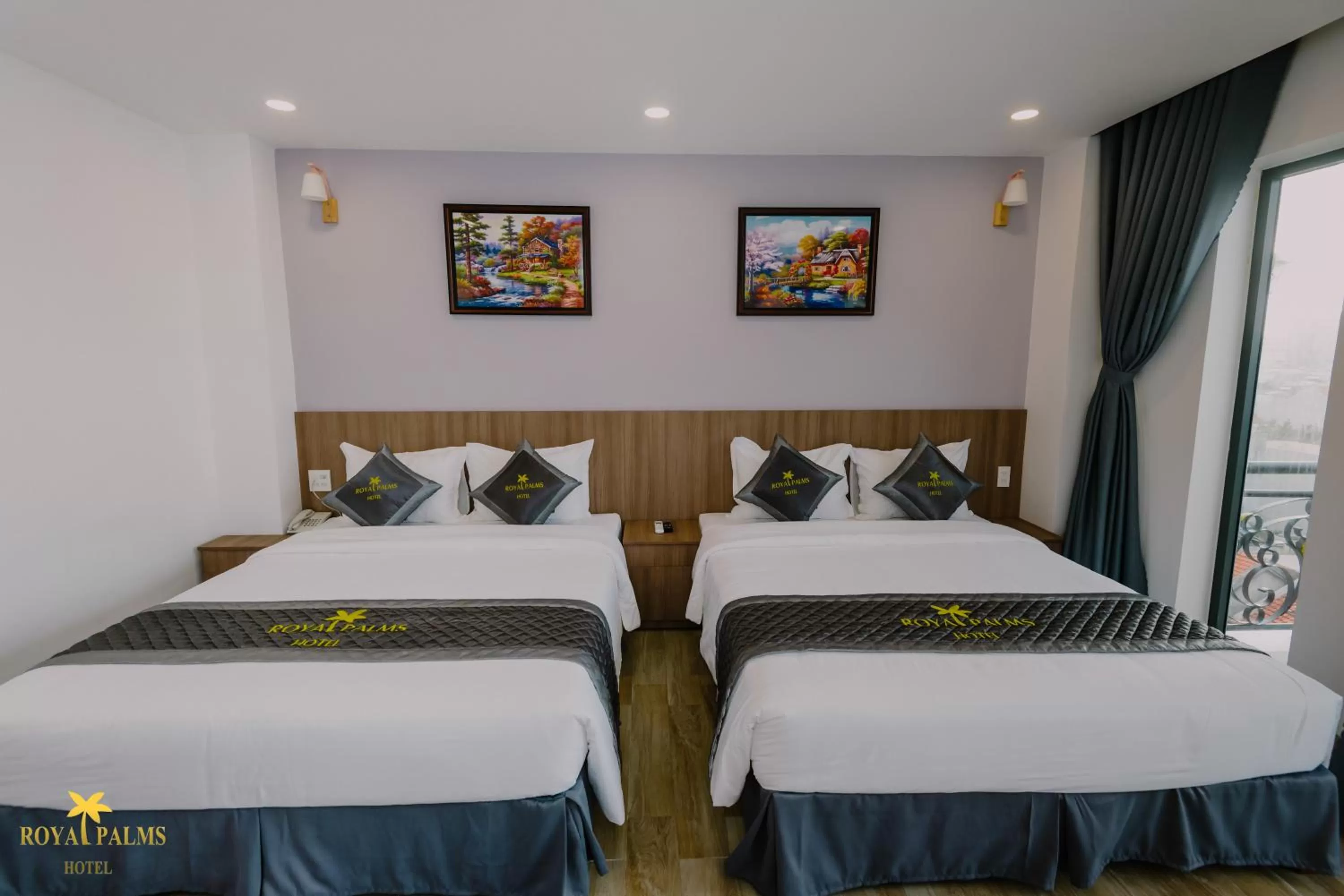 Bed in Royal Palms Hotel