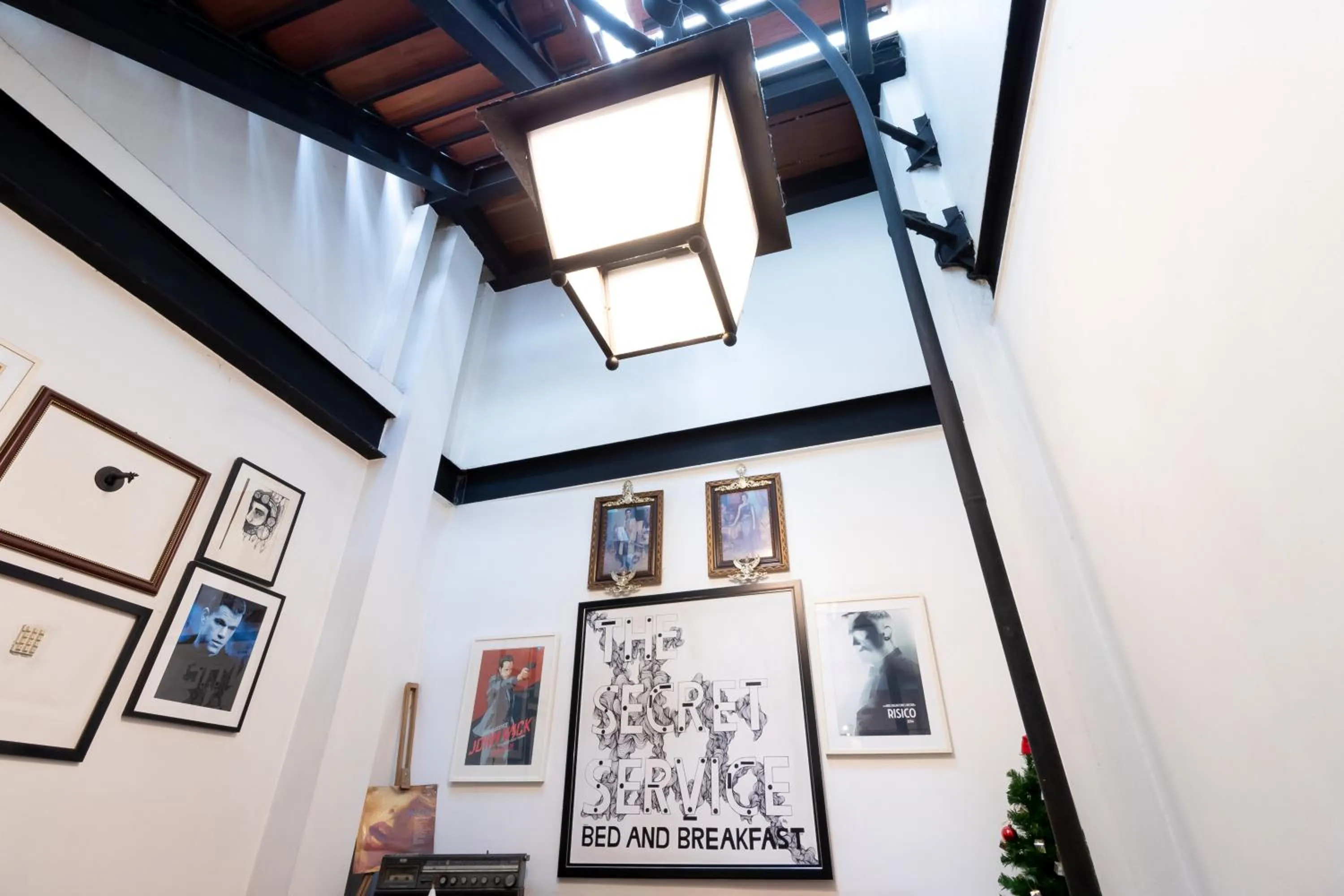 Decorative detail in The Secret Service