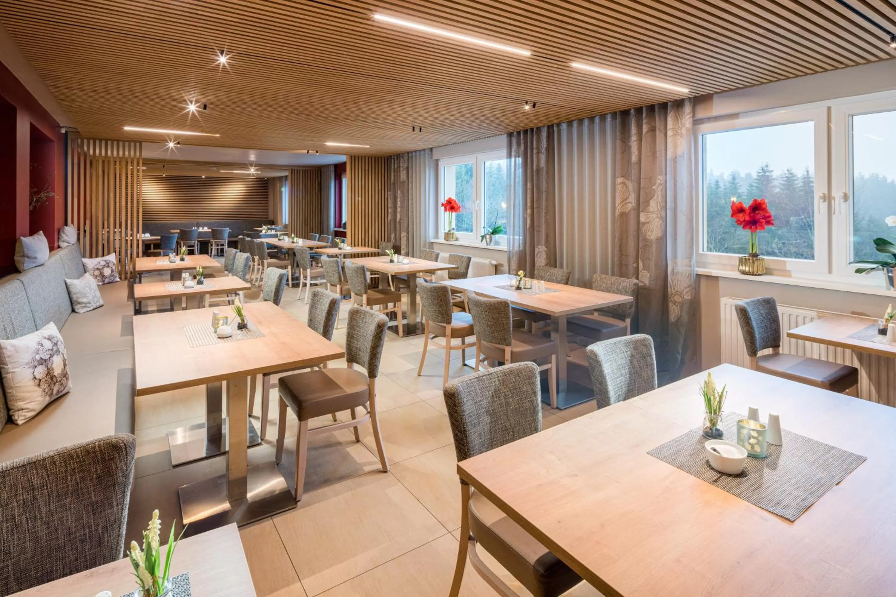 Restaurant/places to eat in Hotel Traumblick