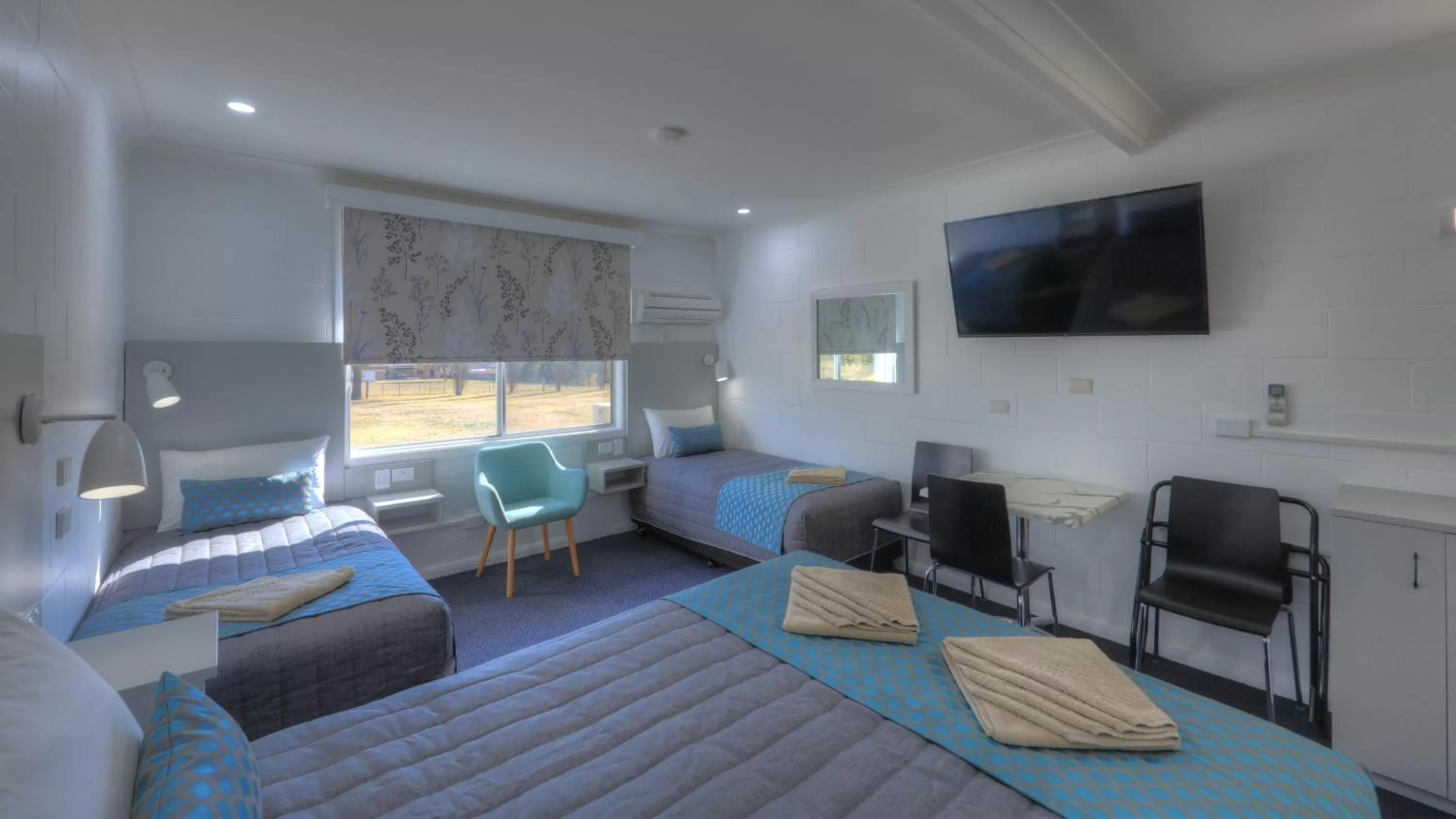 Photo of the whole room, Bed in Glen Innes Motel