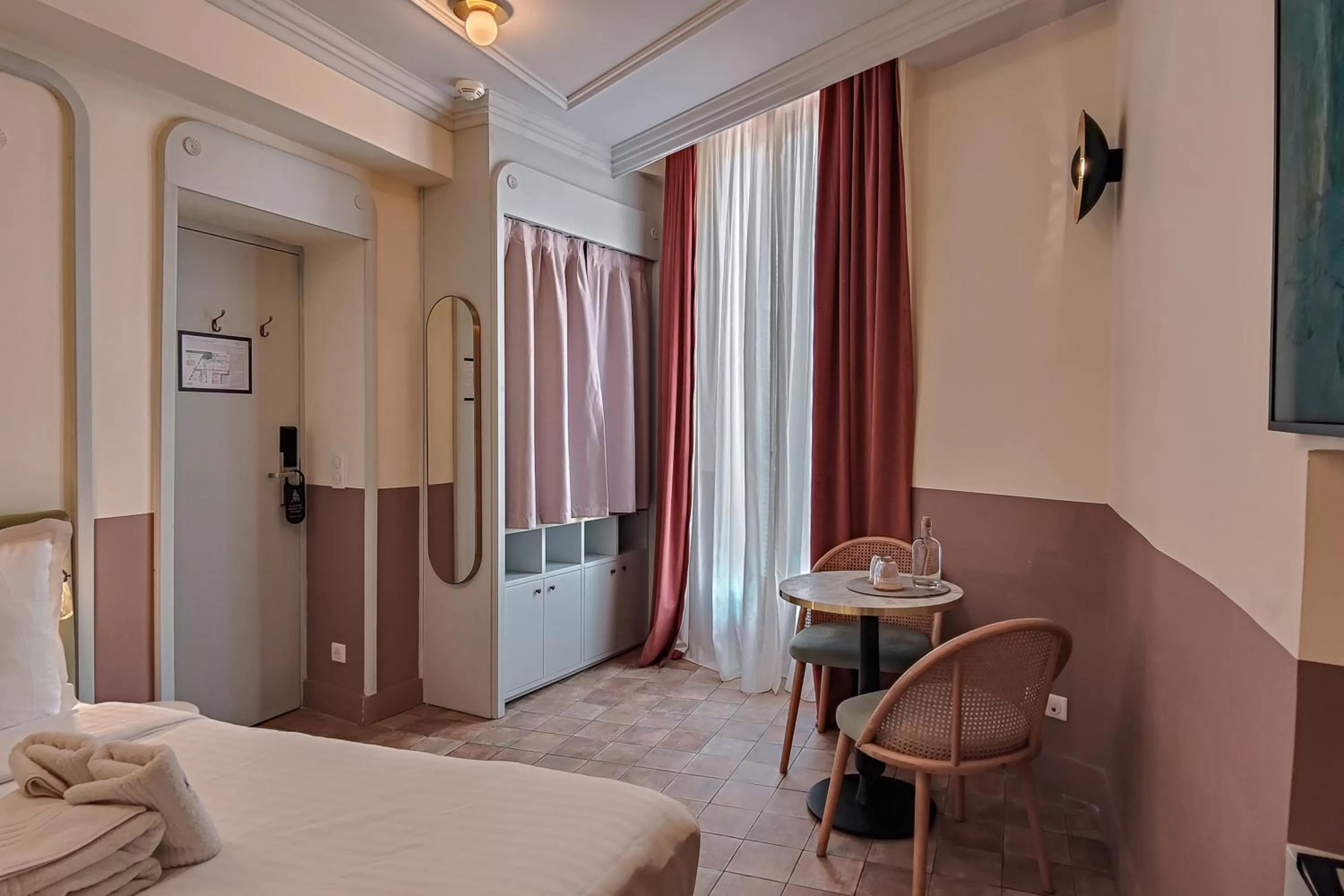 Photo of the whole room, Bed in Hotel Aparthotel AMMI Vieux Nice