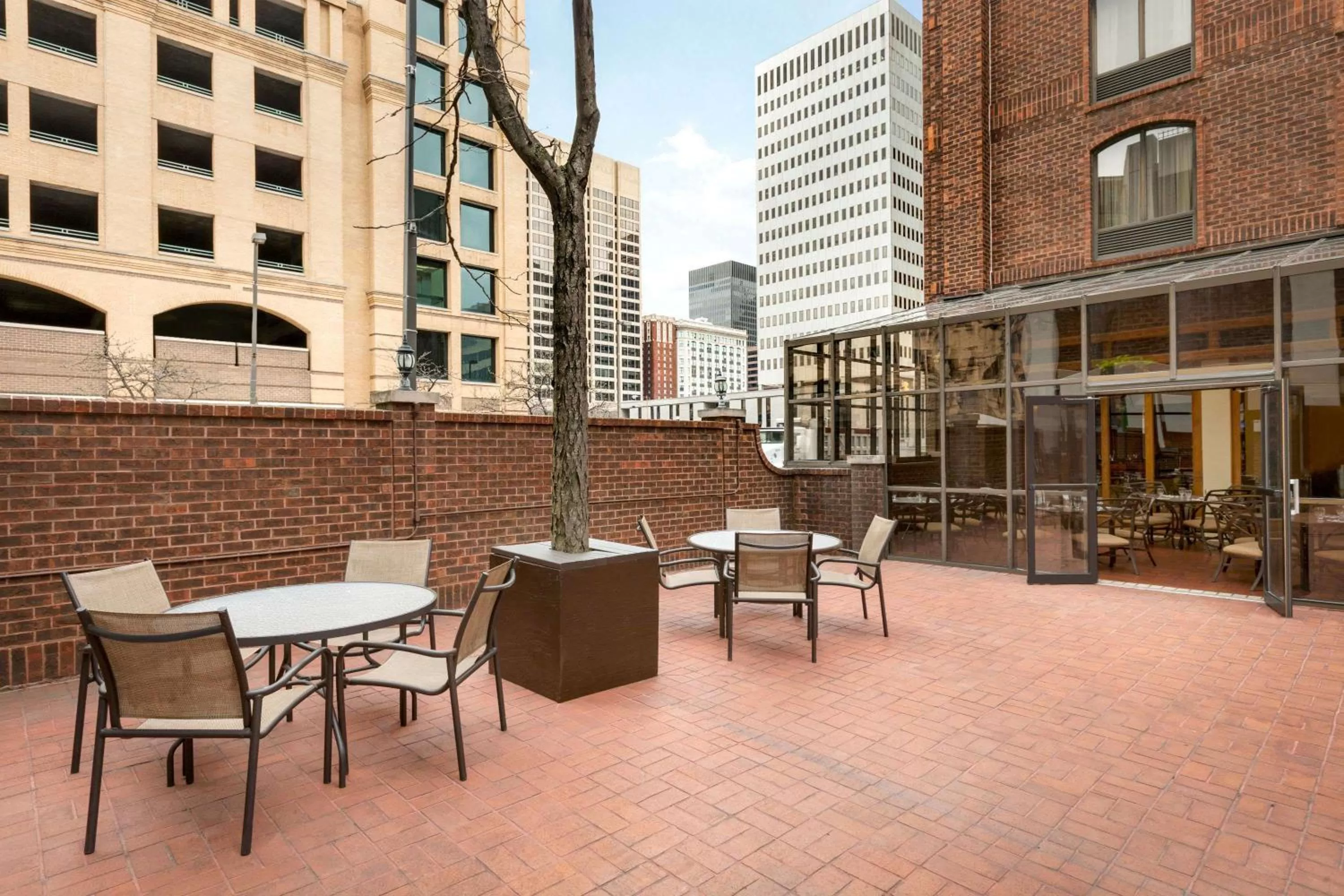 Restaurant/places to eat in Days Inn by Wyndham Baltimore Inner Harbor