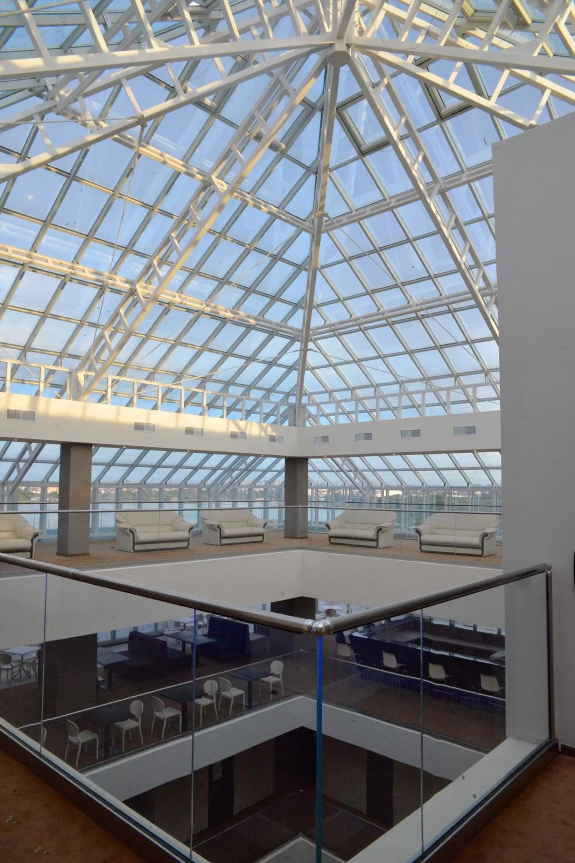 Lobby or reception in Ramada by Wyndham Constanta