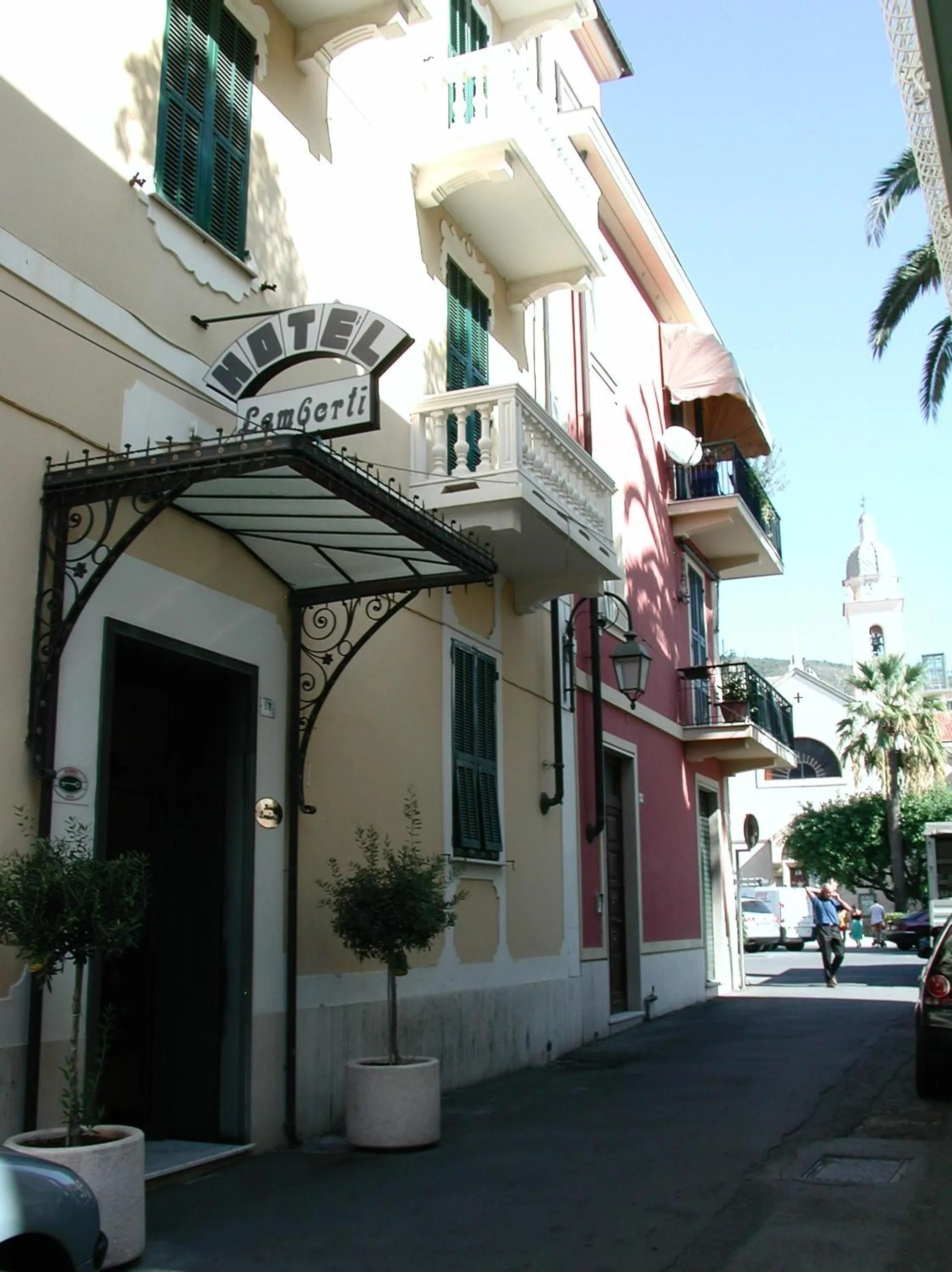 Facade/entrance in Hotel Lamberti