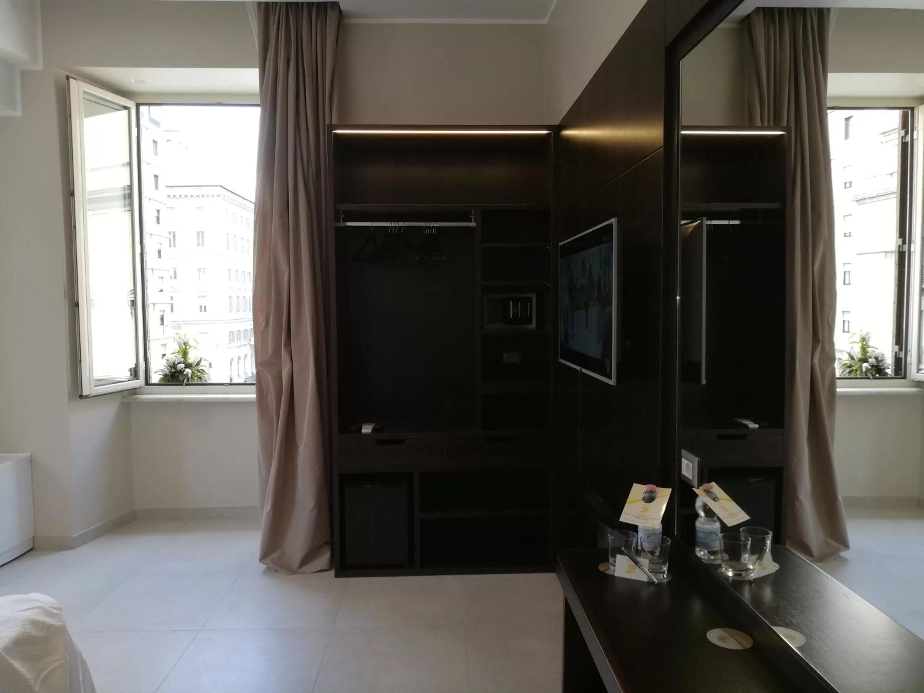 Photo of the whole room, Bed in Roman Holidays Boutique Hotel