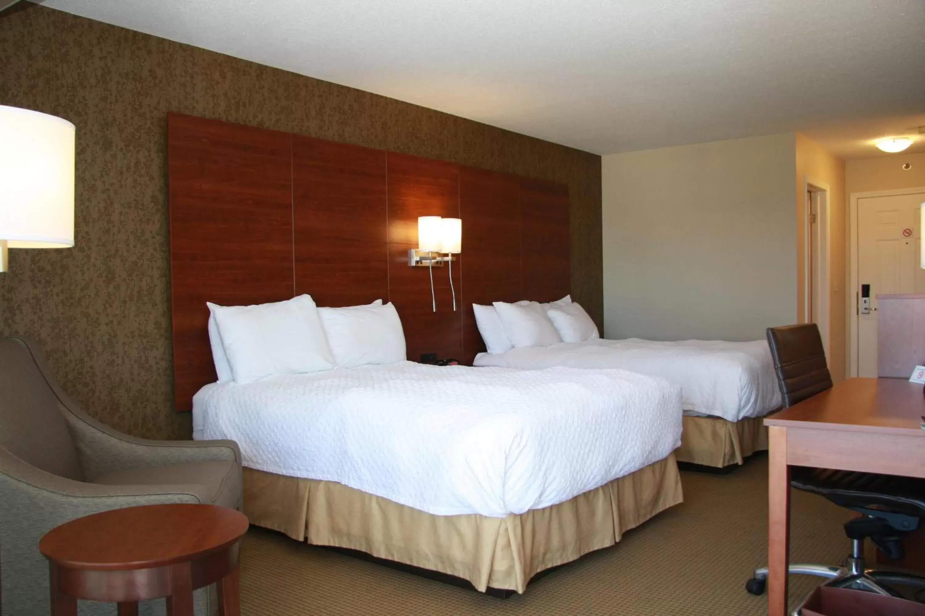 Queen Room with Two Queen Beds in Budget Host Inn & Suites Queen Room with Two Queen Beds in Budget Host Inn & Suites