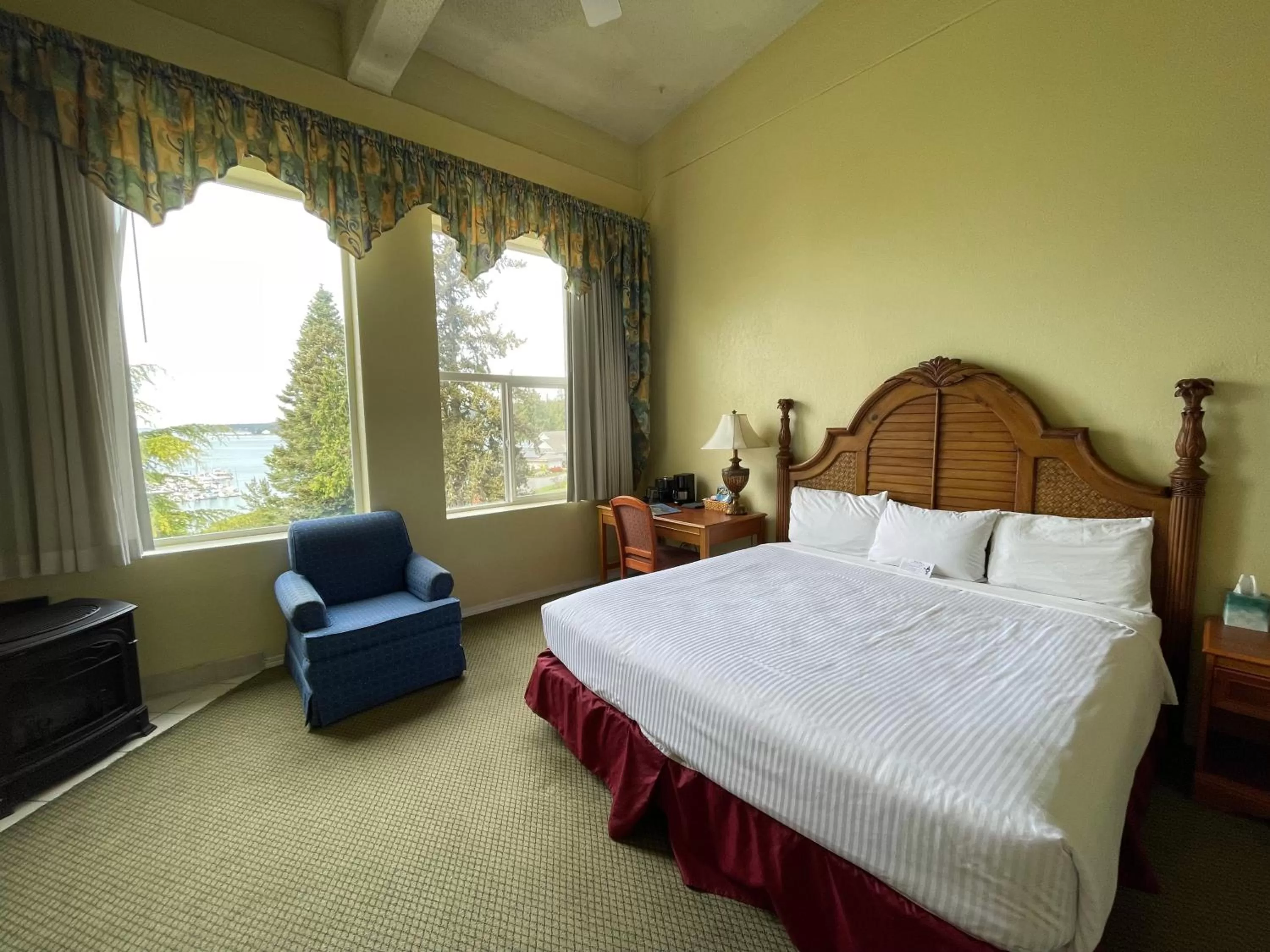 View (from property/room), Bed in Old Alcohol Plant