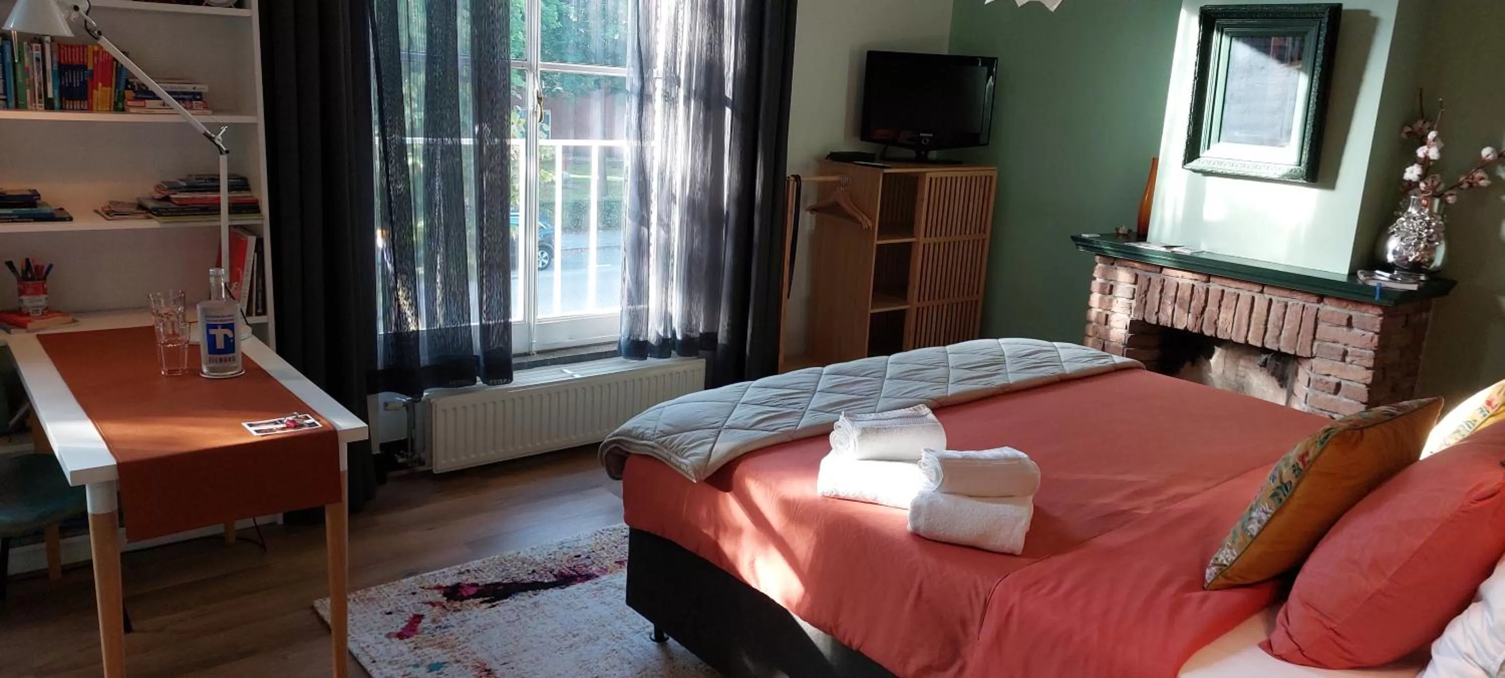 Bed in Stadsslaperij B&B