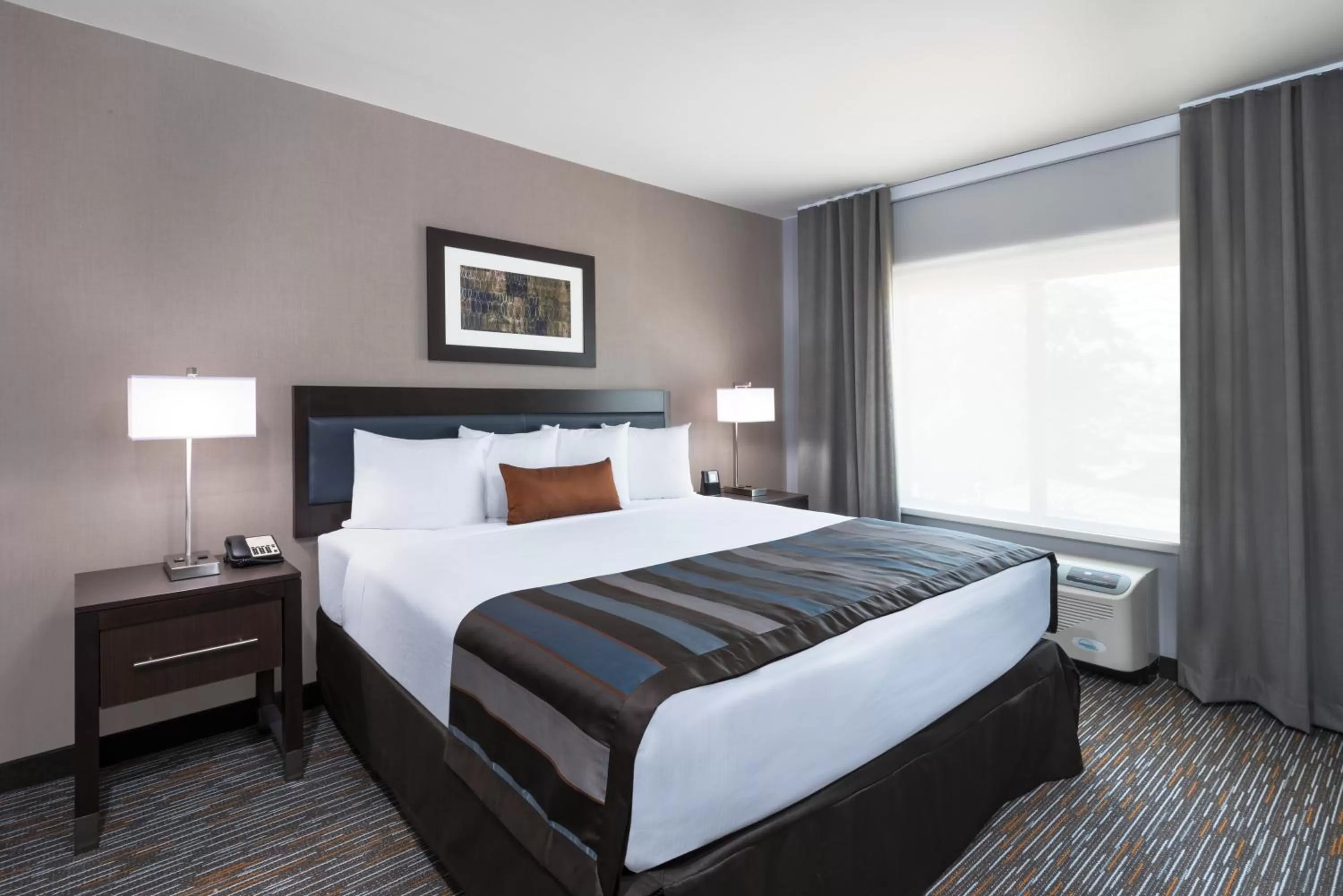 Bedroom in Wingate by Wyndham Sidney