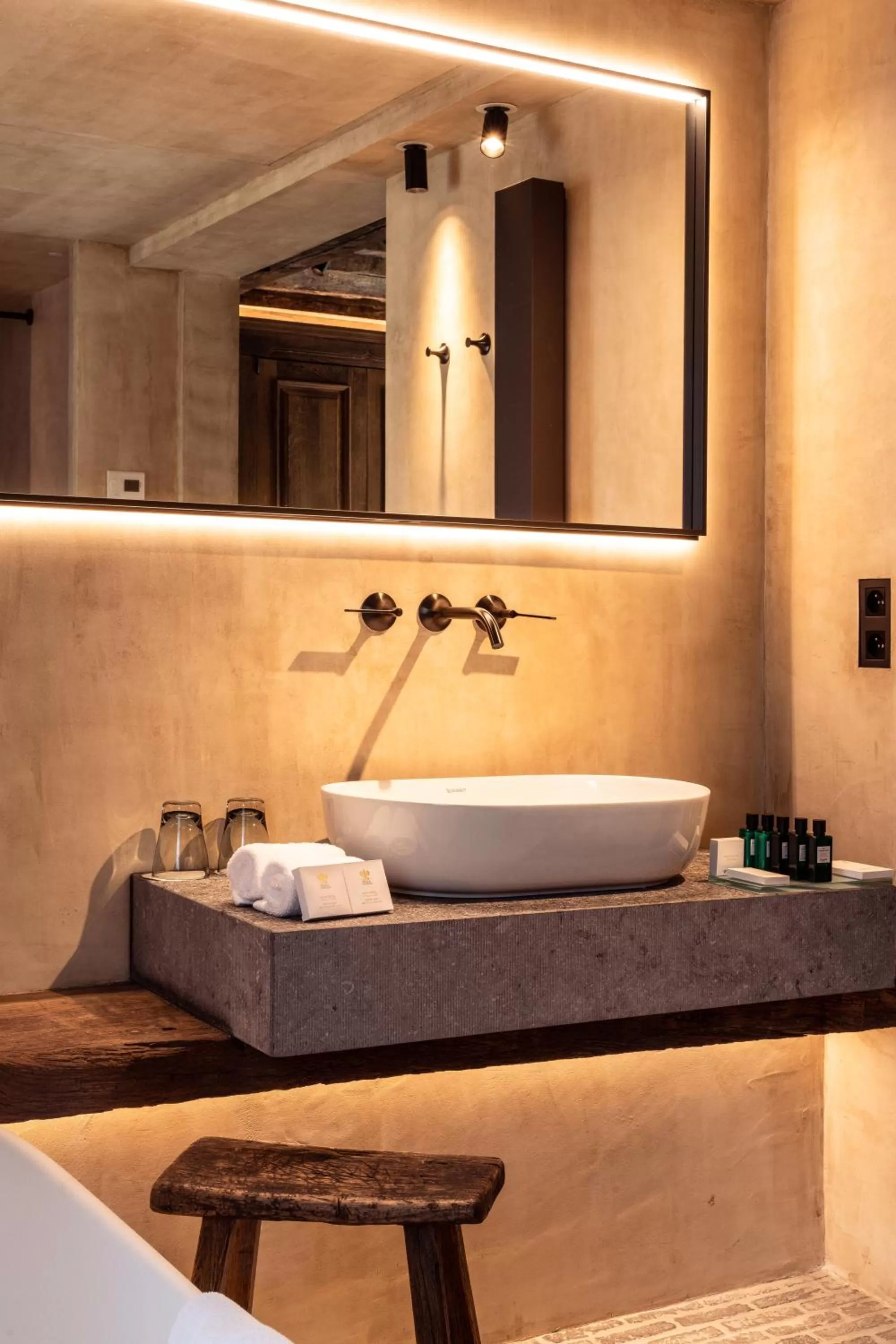 Bathroom in La Ferme Saint Simeon Hotel & Spa - Relais & Chateaux