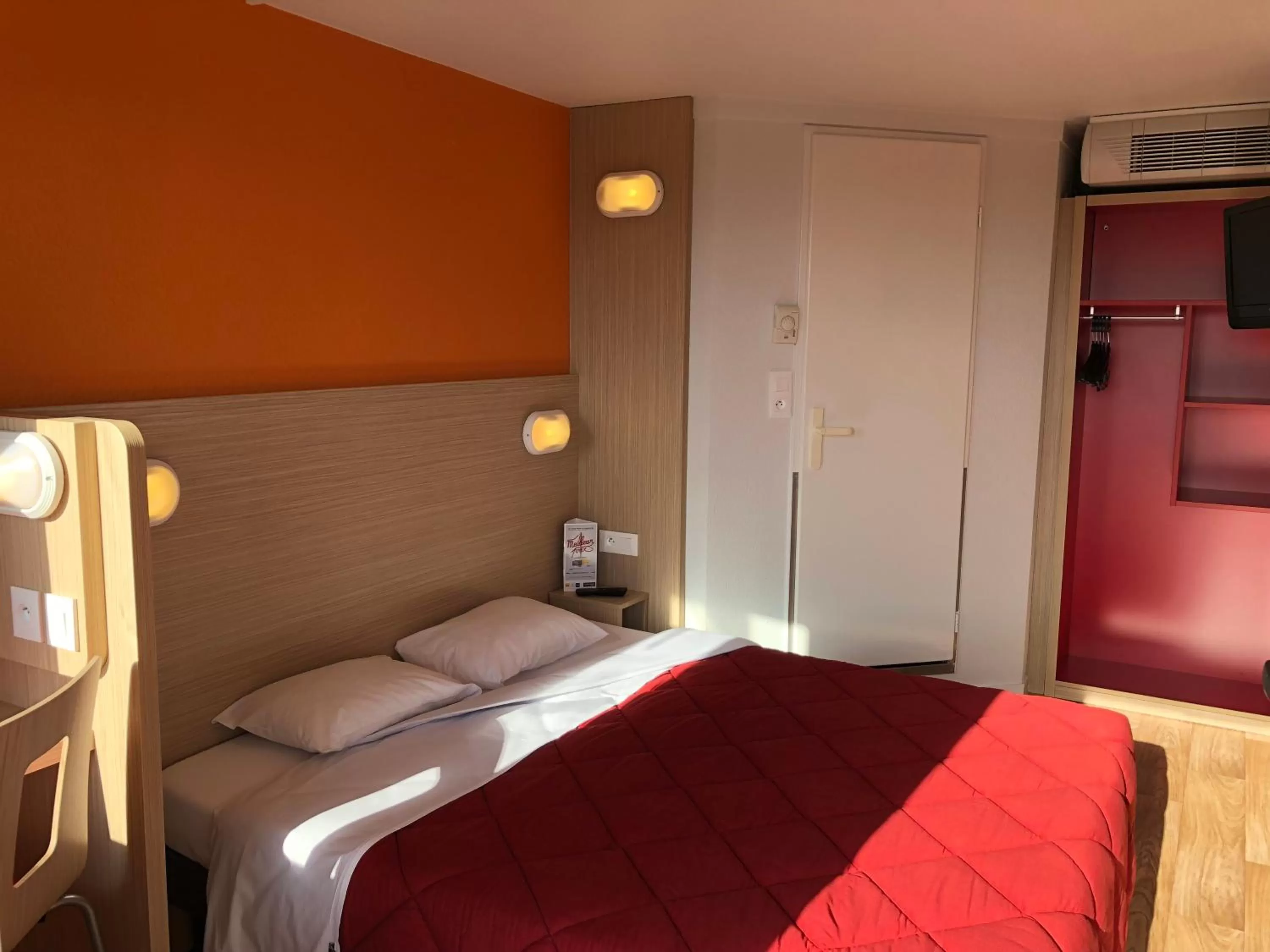 Double Room in Premiere Classe Perpignan Sud