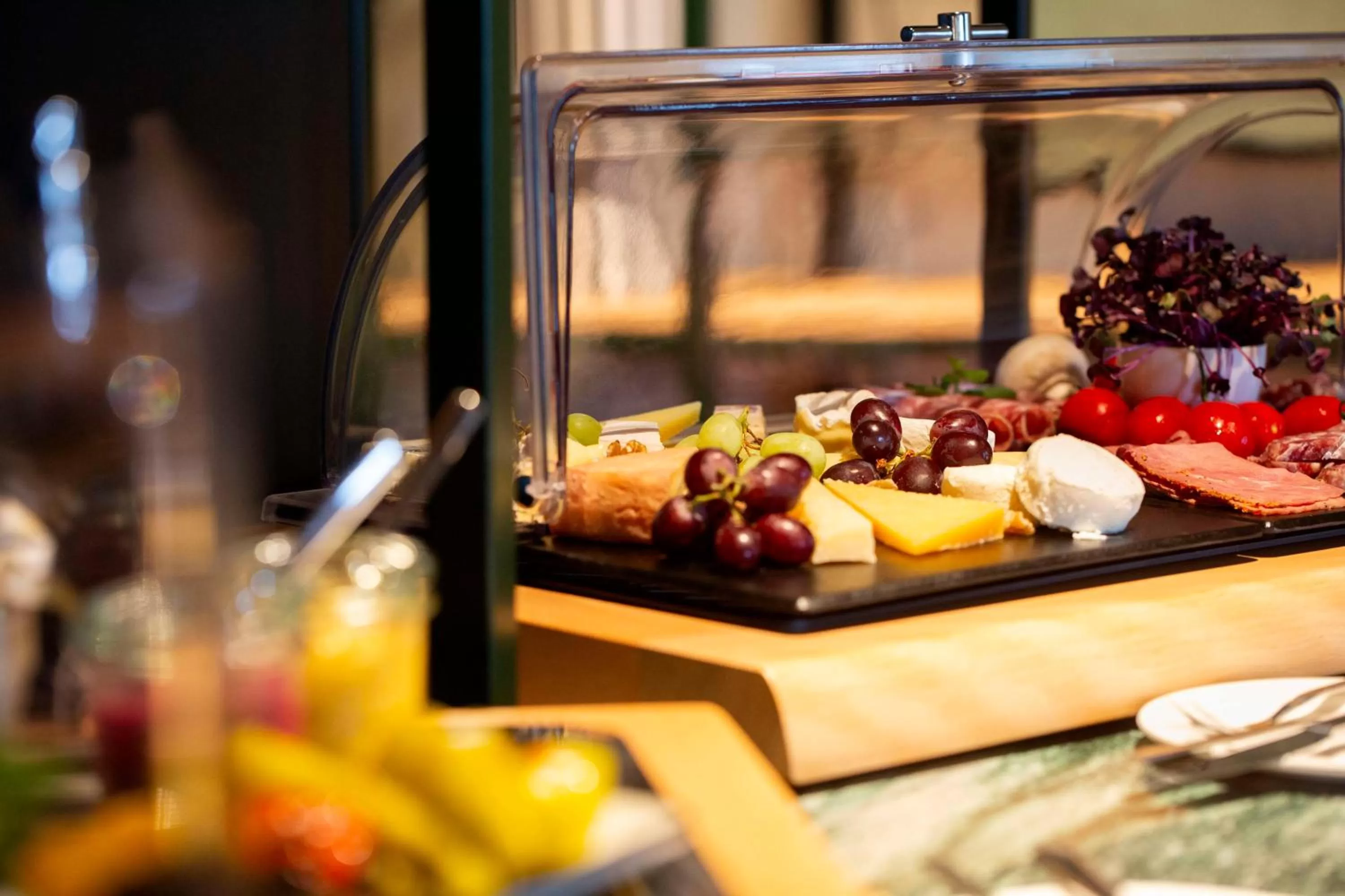 Lounge or bar in Scandic Frankfurt Hafenpark