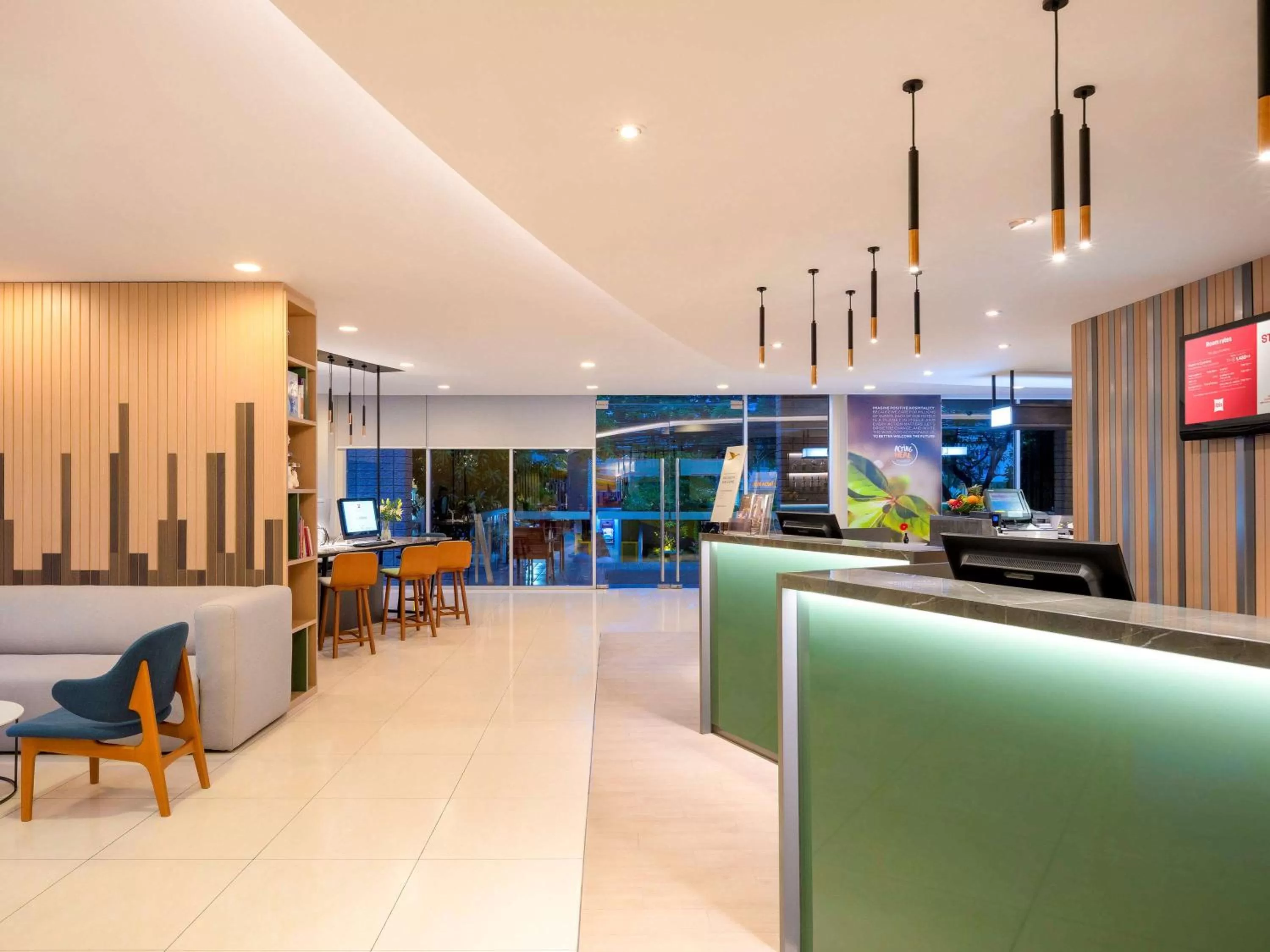 Property building in ibis Bangkok Sathorn