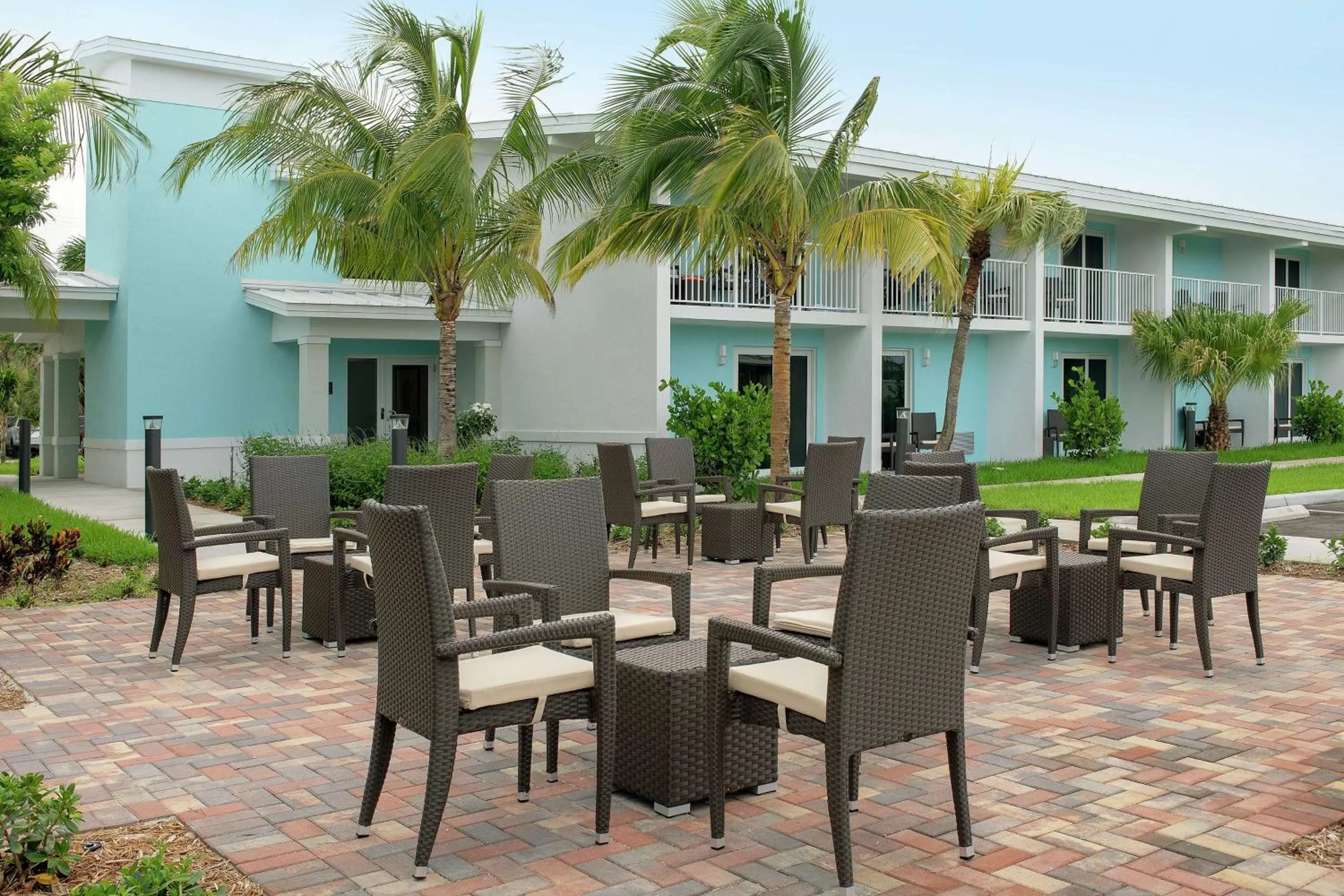 Patio in Hampton Inn Marathon - Florida Keys