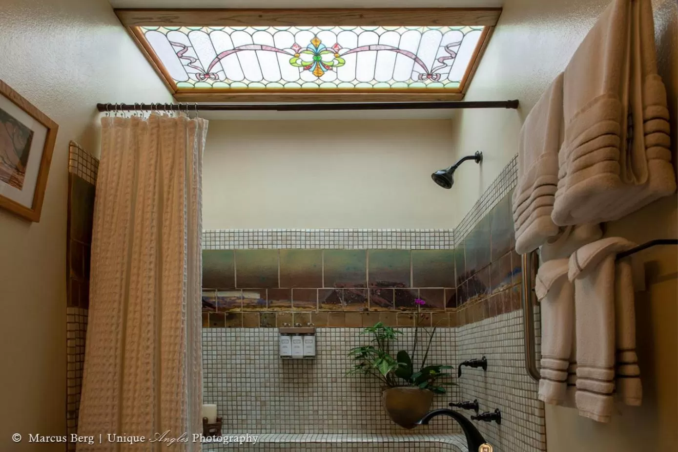 Bathroom in Adobe Rose Inn