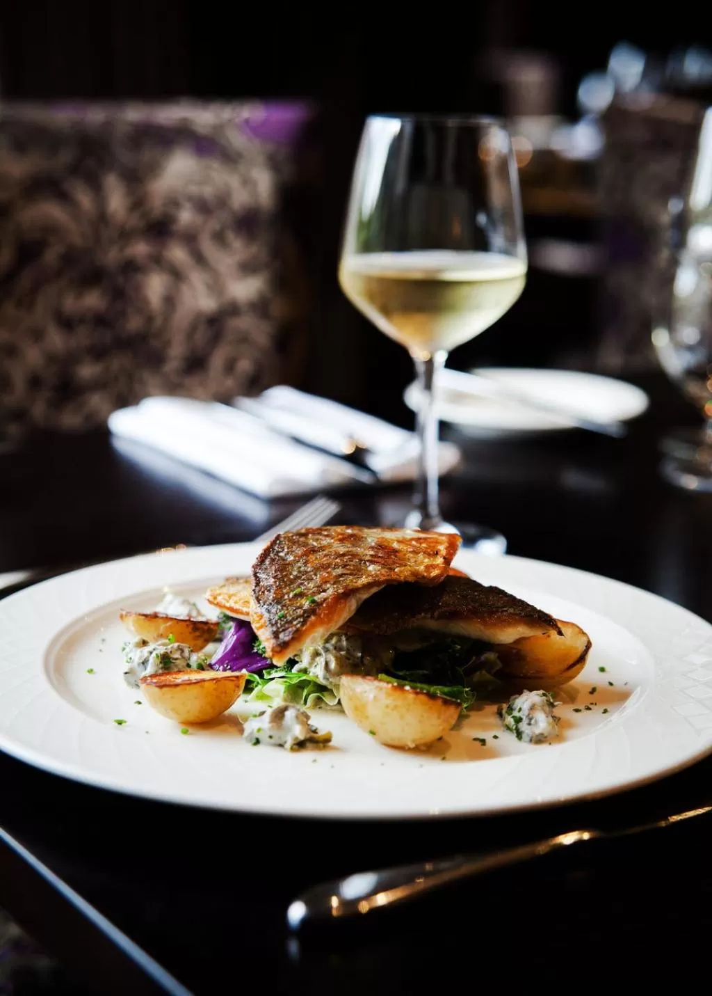 Restaurant/places to eat in Trout Hotel