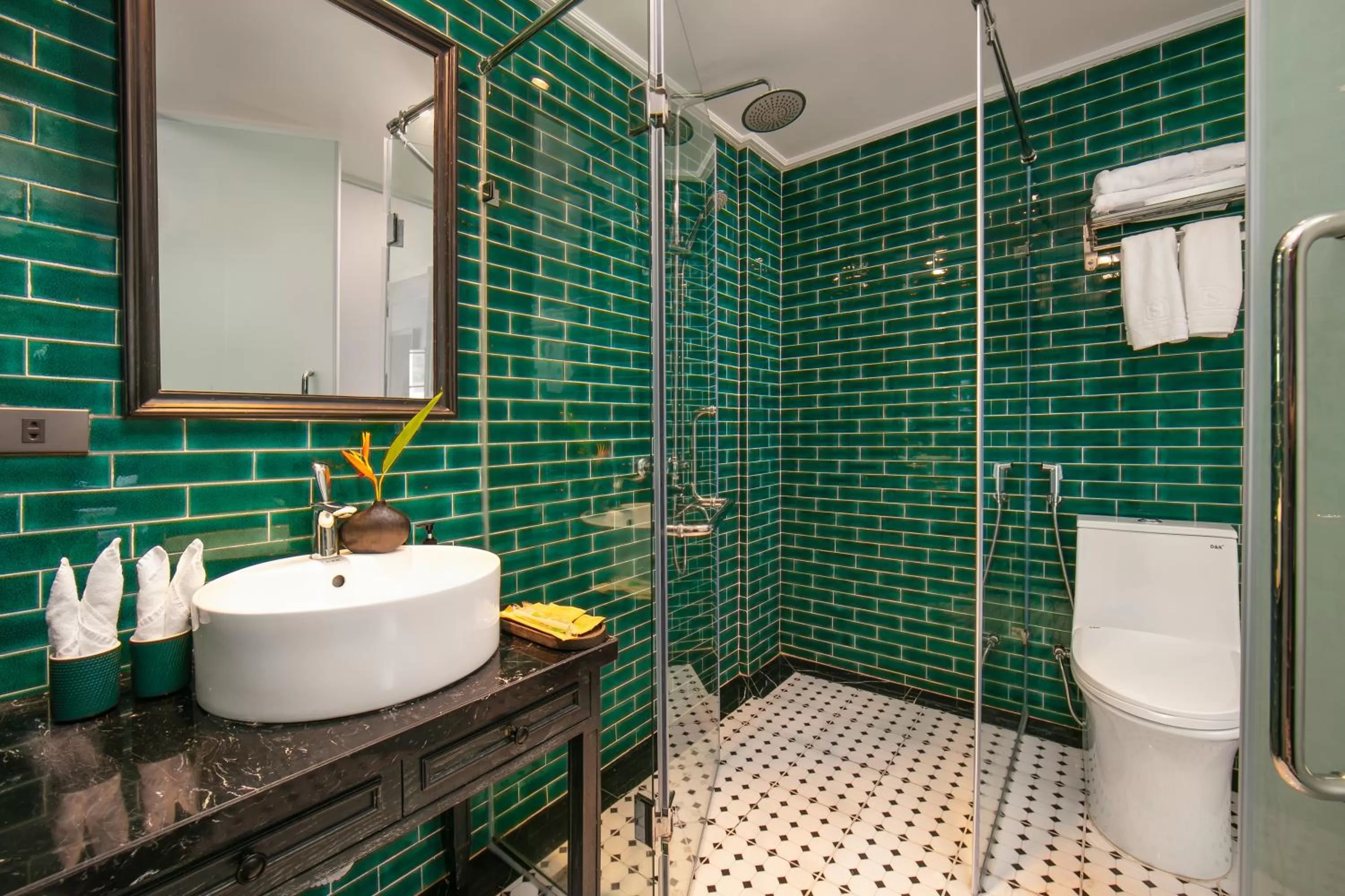 Shower in The Secret HaLong