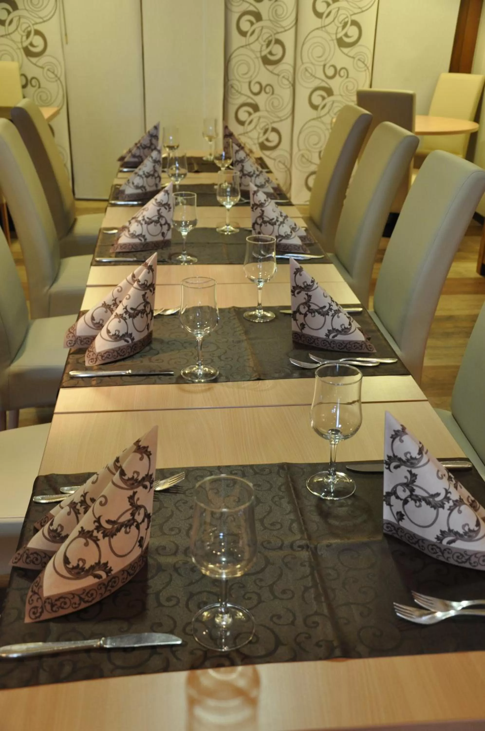 Food and drinks in Hotel Löwen