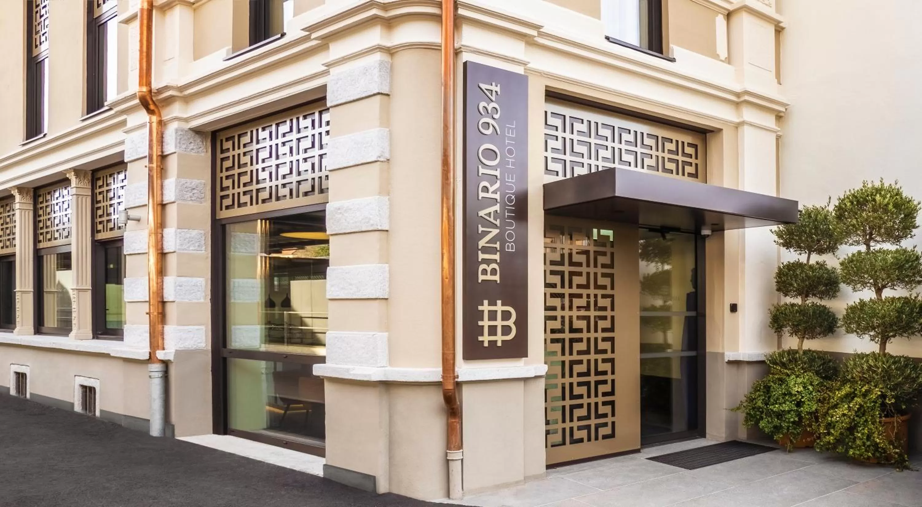 Property building in Smart Hotel Binario - Self Check-In